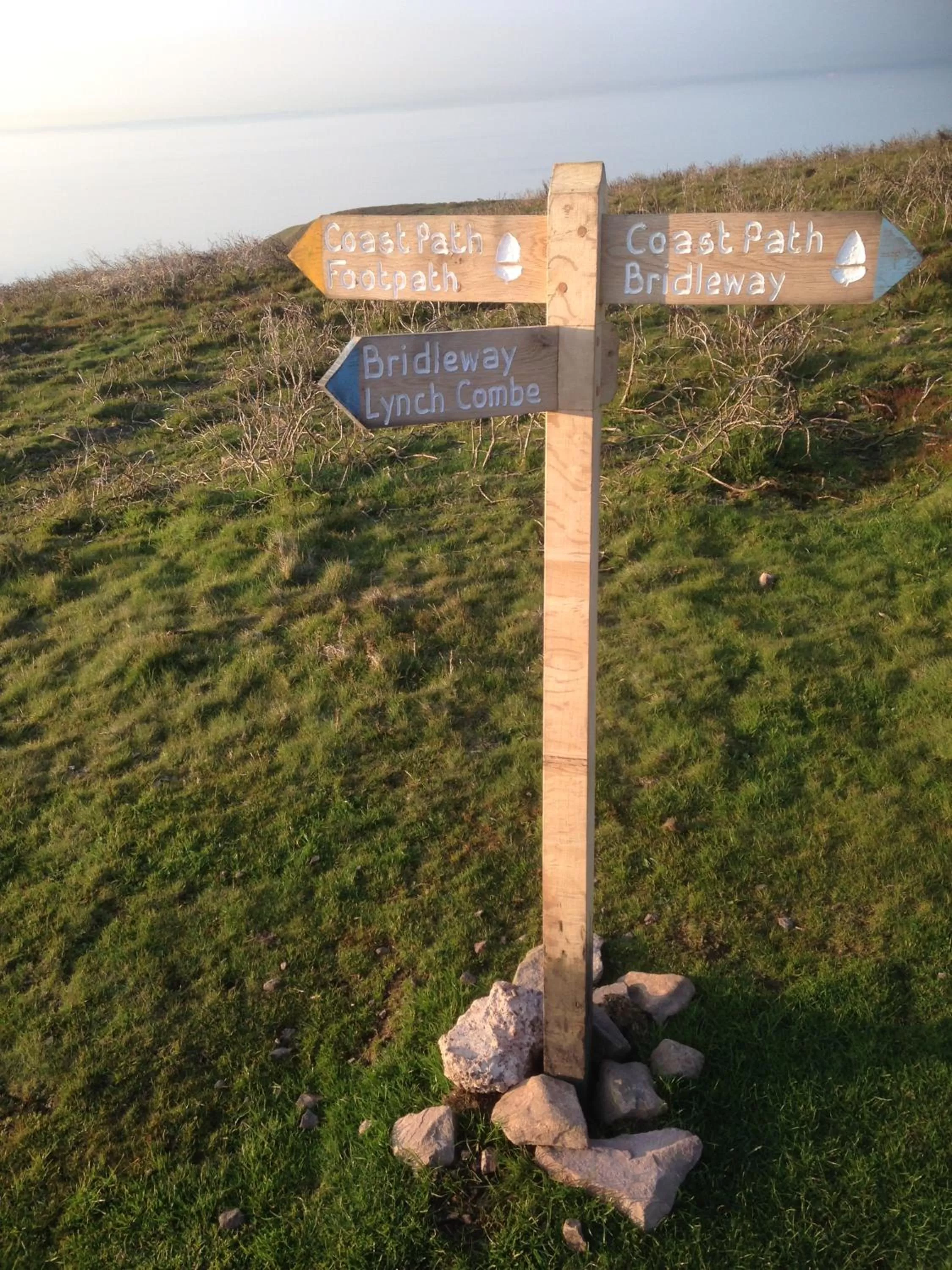 Stones Hotel and Bar