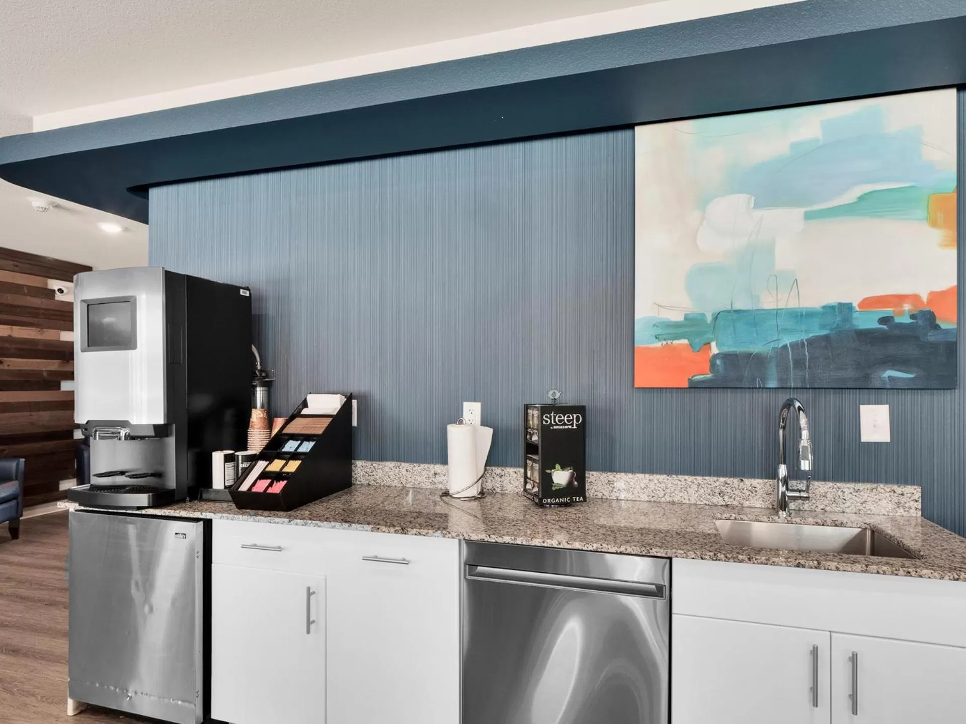 Coffee/tea facilities in WaterWalk Extended Stay by Wyndham Charlotte - Arrowood