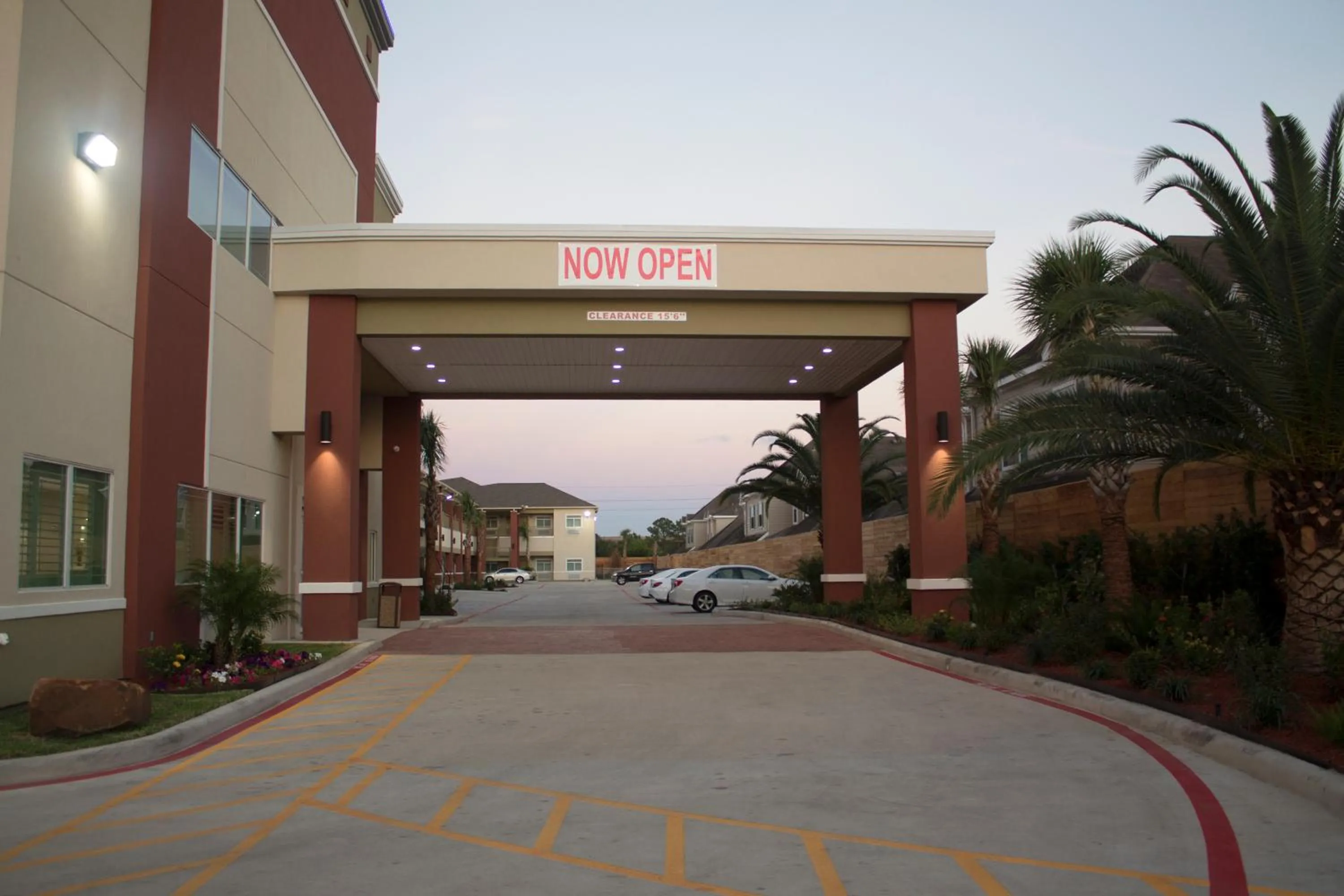 Street view in Grand Villa Inn and Suites Westchase/Chinatown