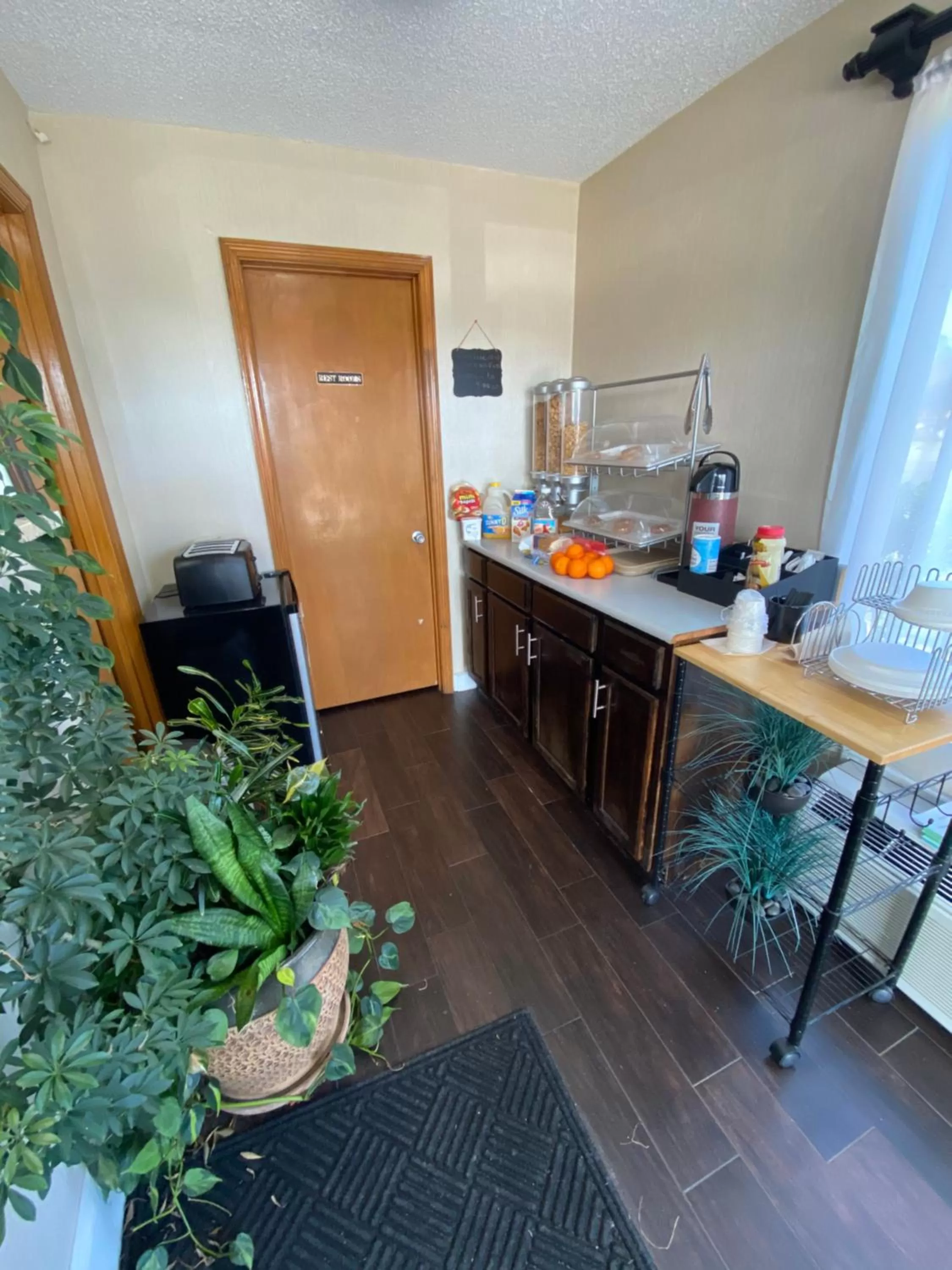 Bathroom in Budget Host Inn - Baxley