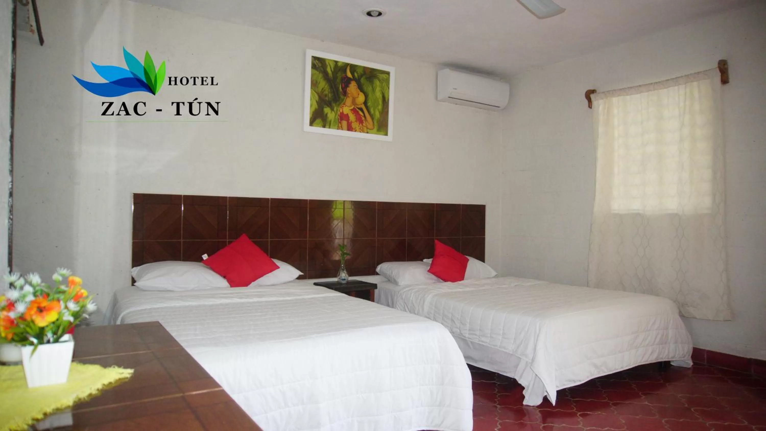 Bed in Hotel Zac Tun