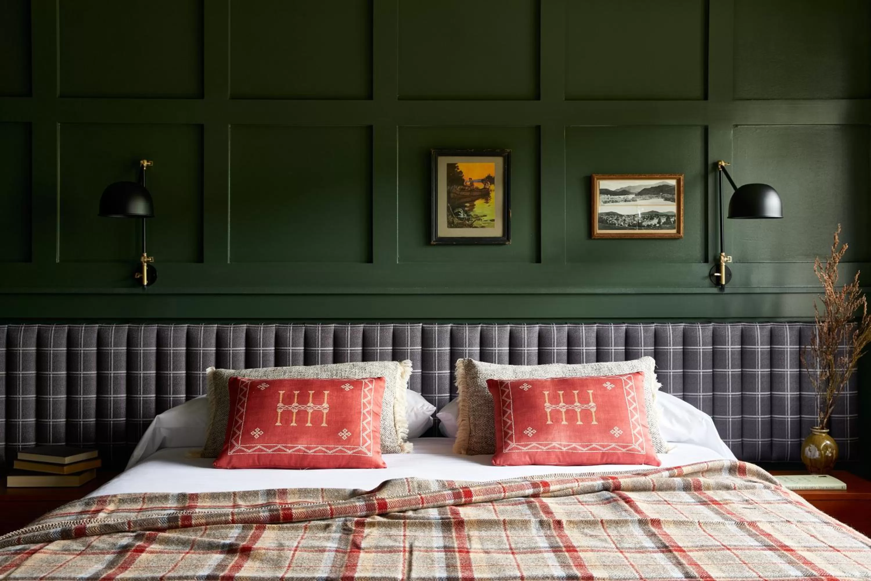 Bed in Hunter Lodge, a Bluebird by Lark