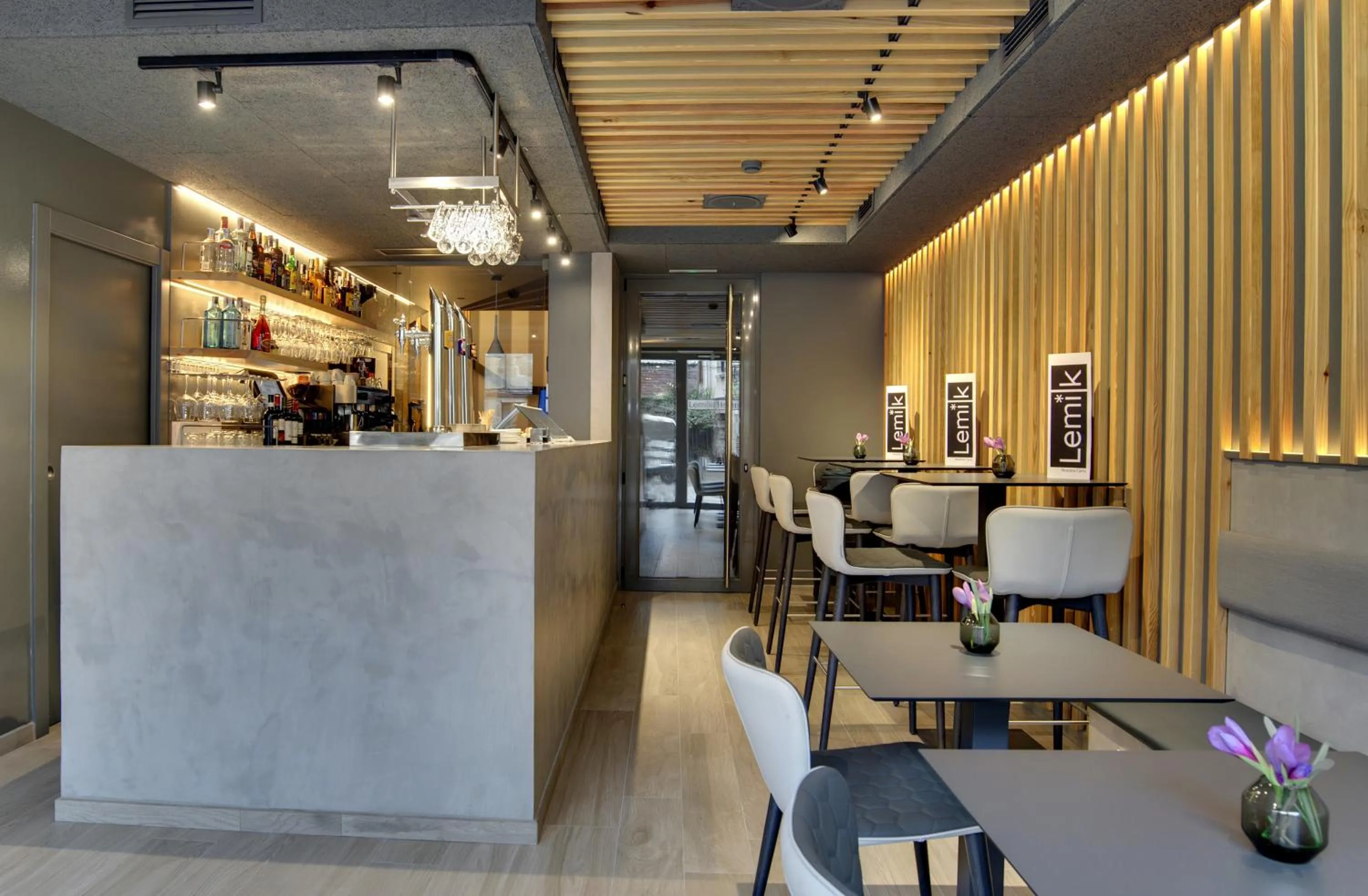 Lounge or bar in Hotel Lemik