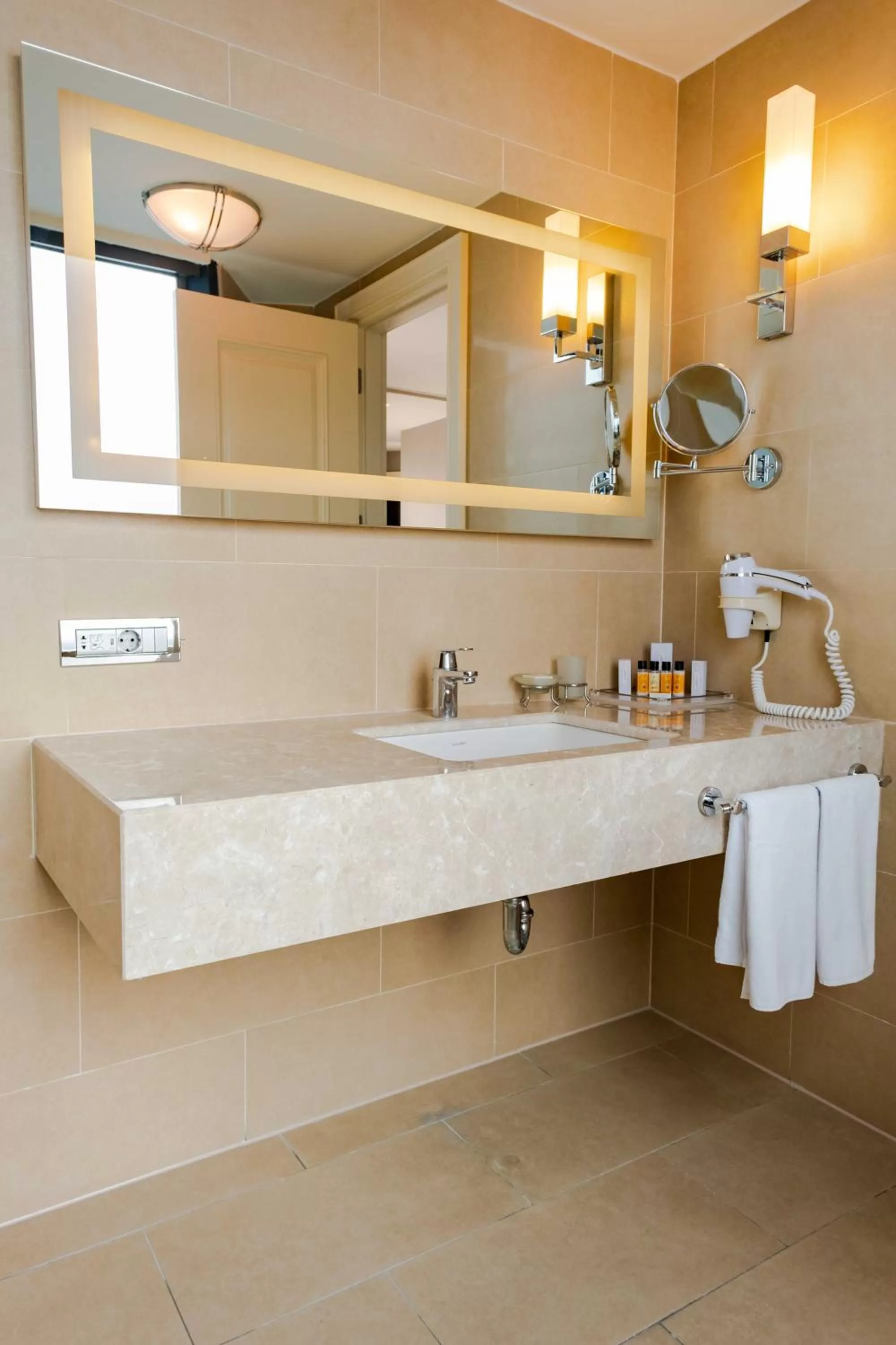 Bathroom in Windsor Hotel & Convention Center Istanbul