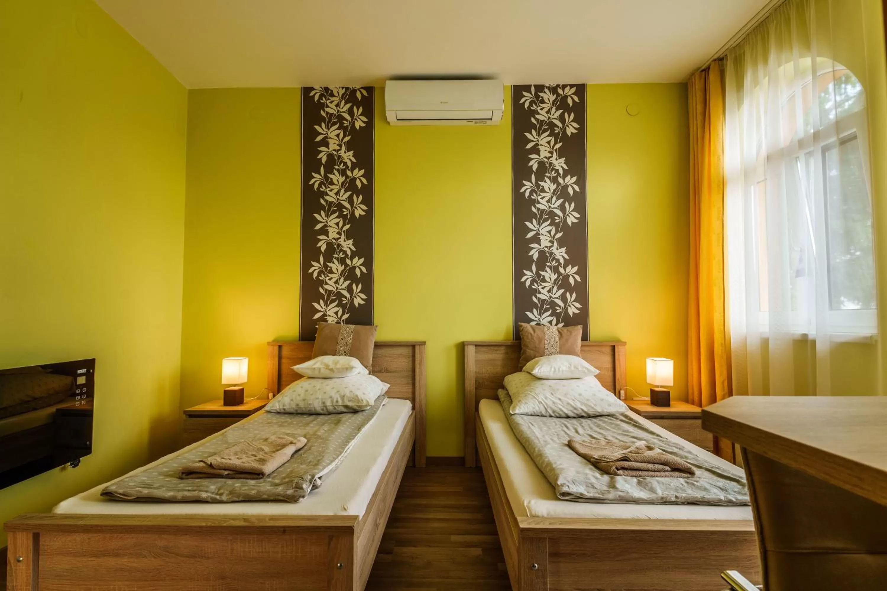 Bed in Garden Vendégház Makó