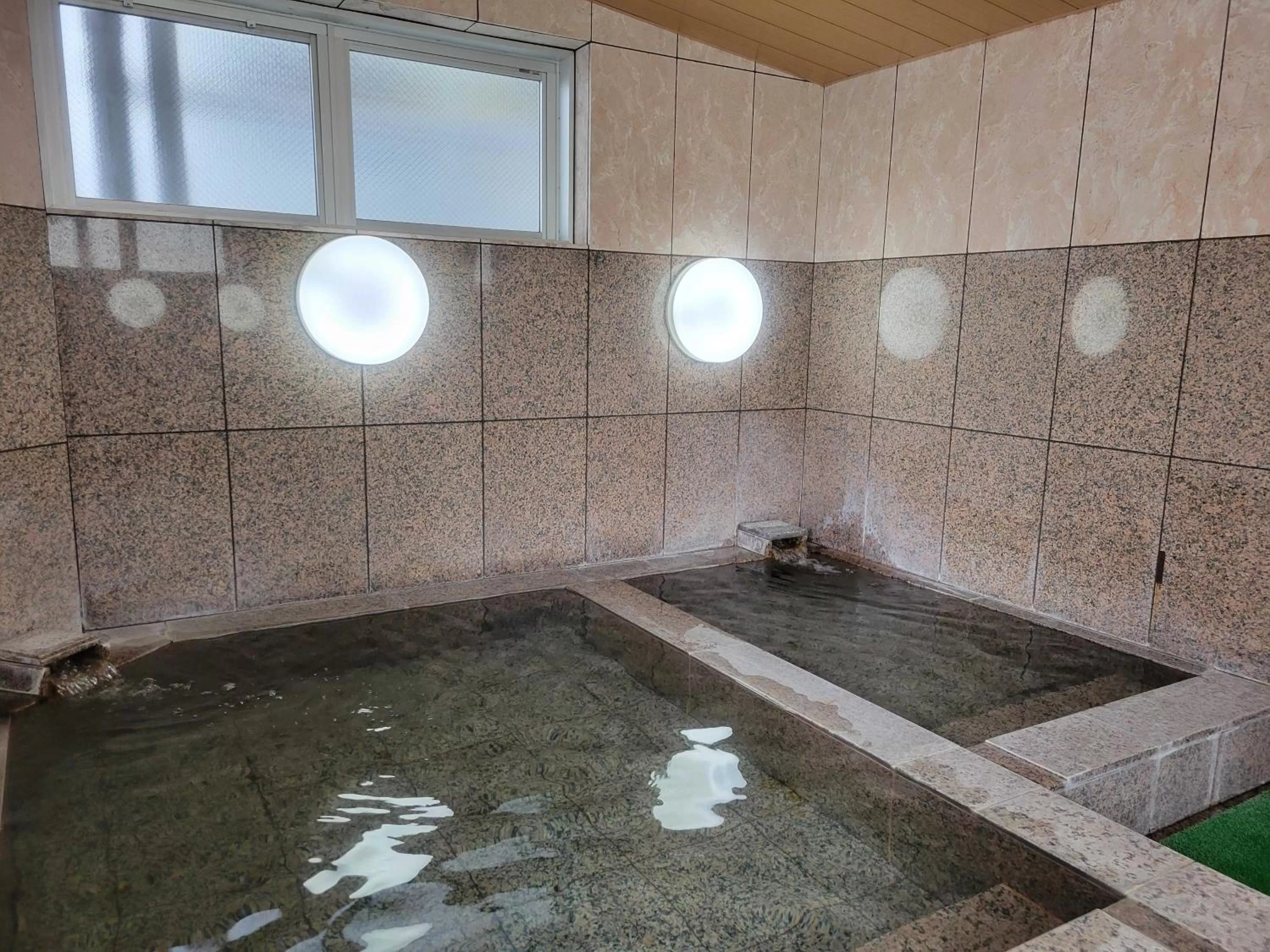 Public Bath in Saga City Hotel