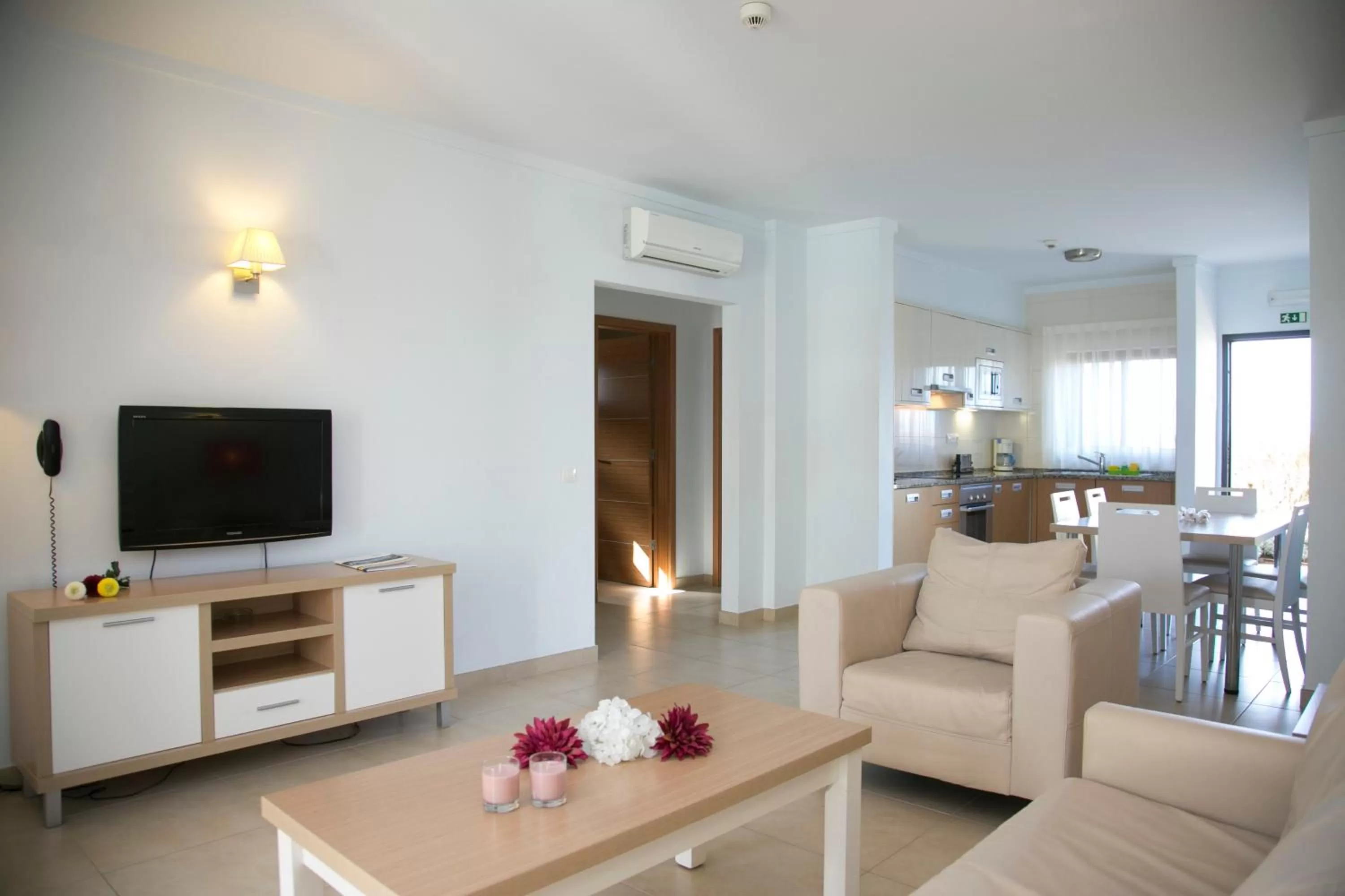 Two-Bedroom Apartment (6 Adults) in Sagres Time Apartamentos