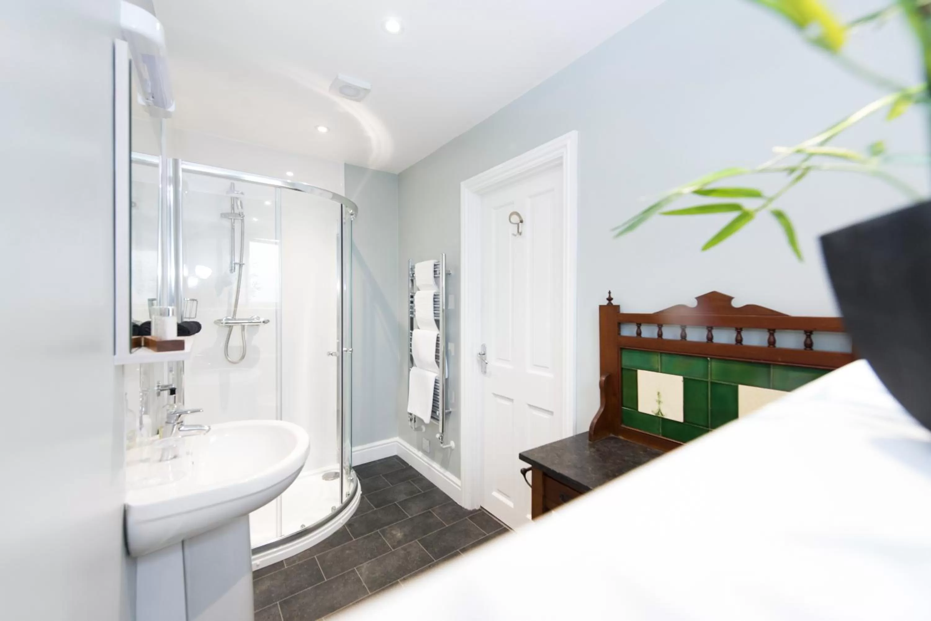 Bathroom in Holbein House