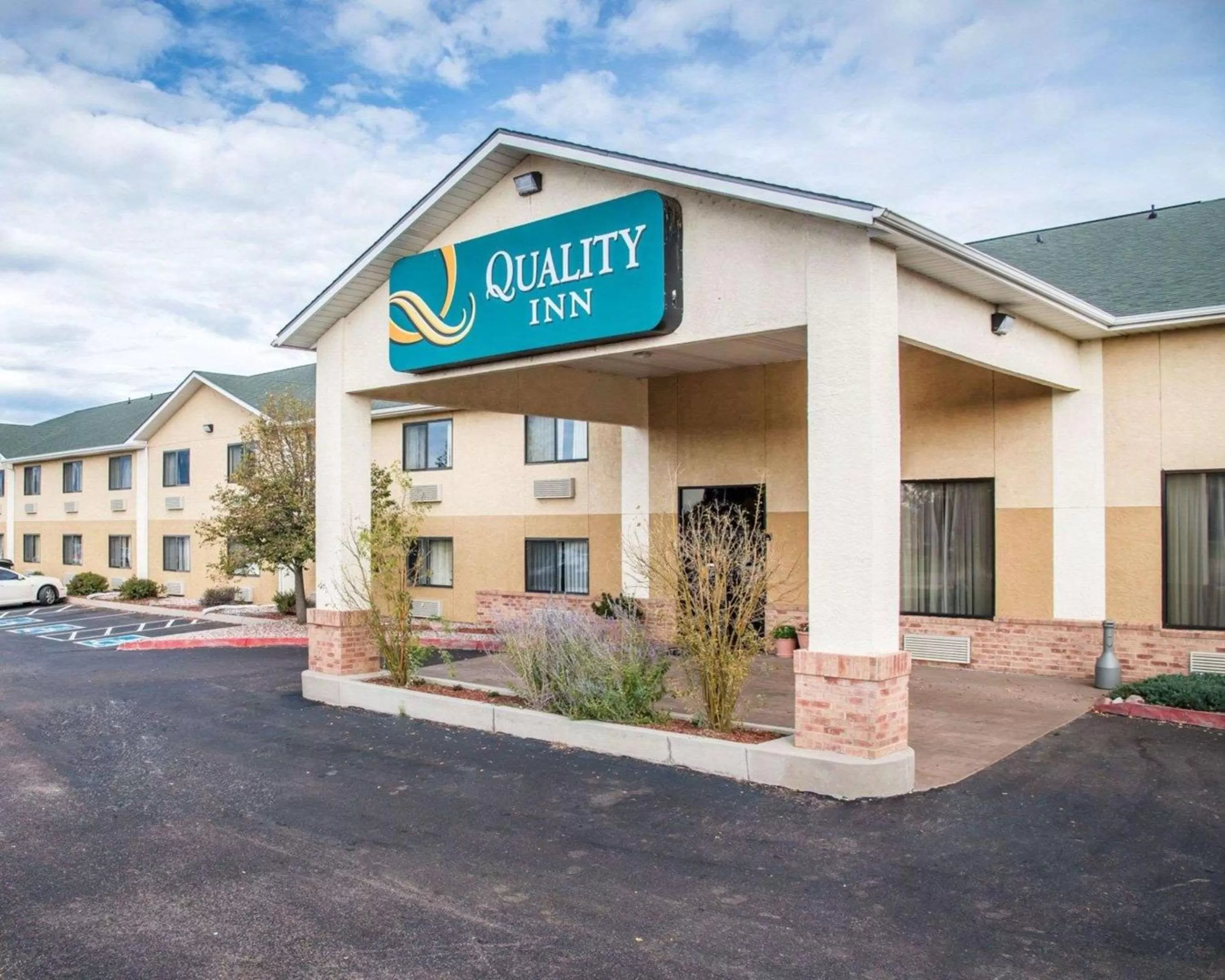 Property building in Quality Inn Colorado Springs Airport