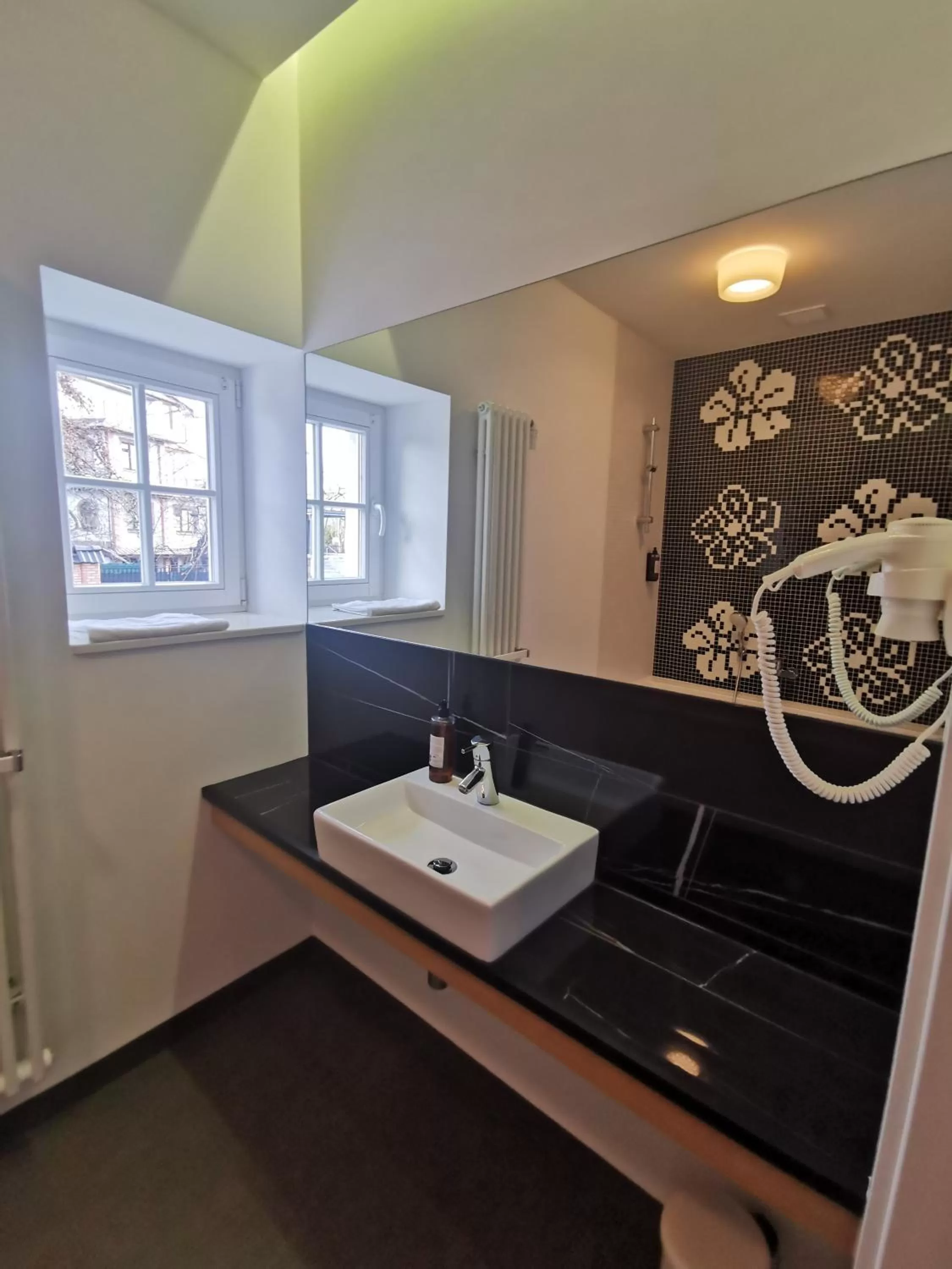 Bathroom in Grand Tulipan