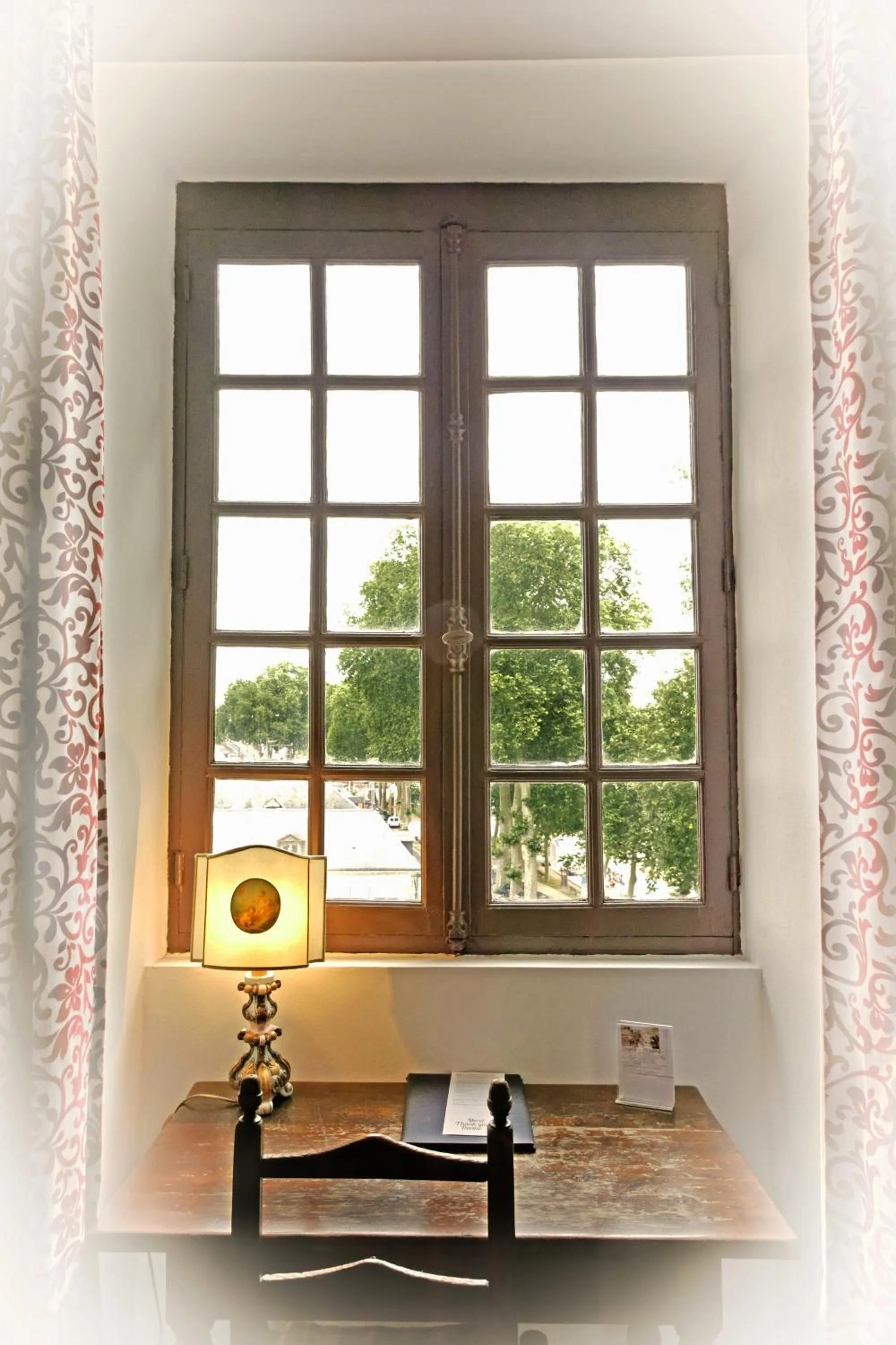 Bedroom in Grand Hôtel de l'Abbaye