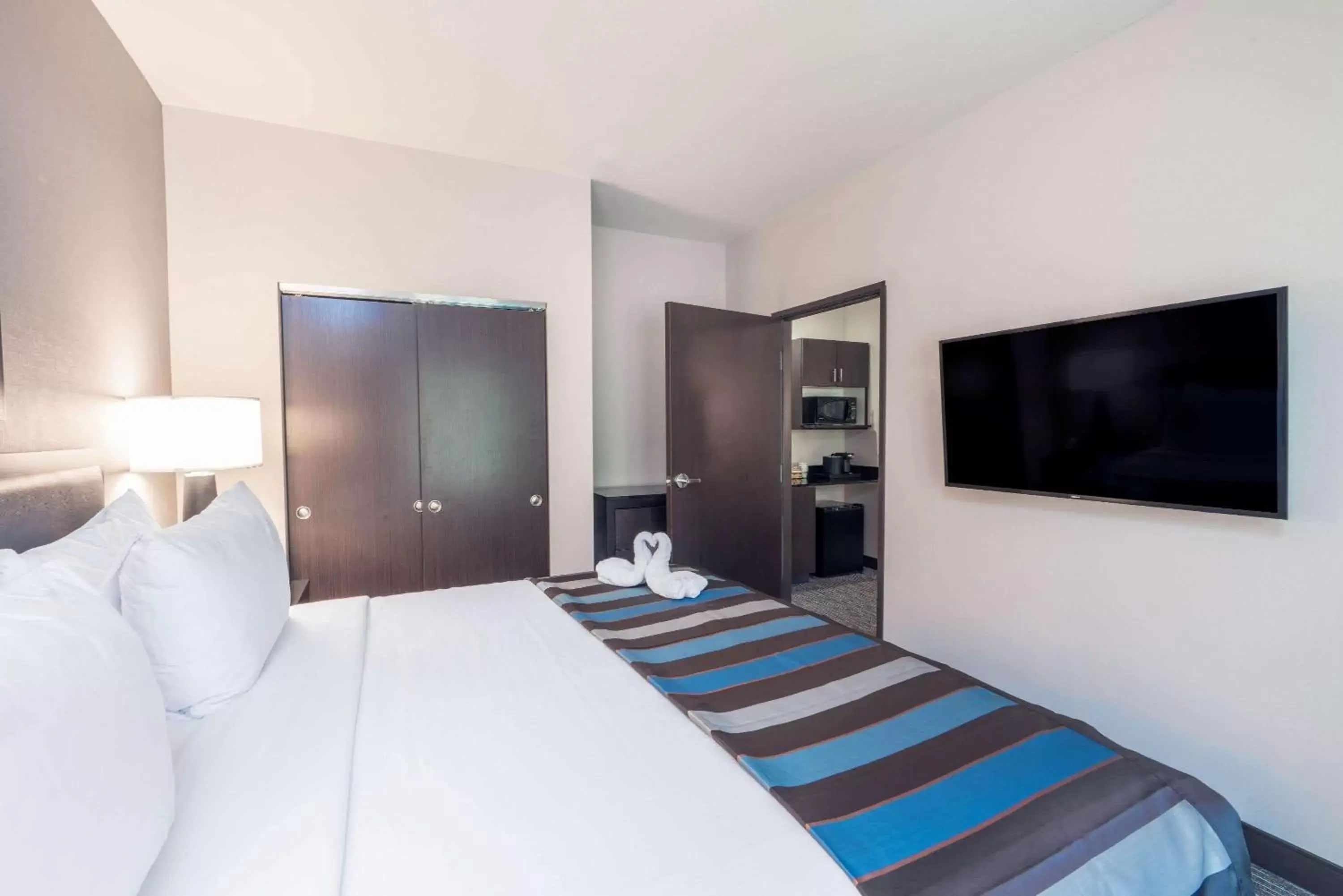 King Suite - Non-Smoking in Wingate by Wyndham Moab King Suite - Non-Smoking in Wingate by Wyndham Moab