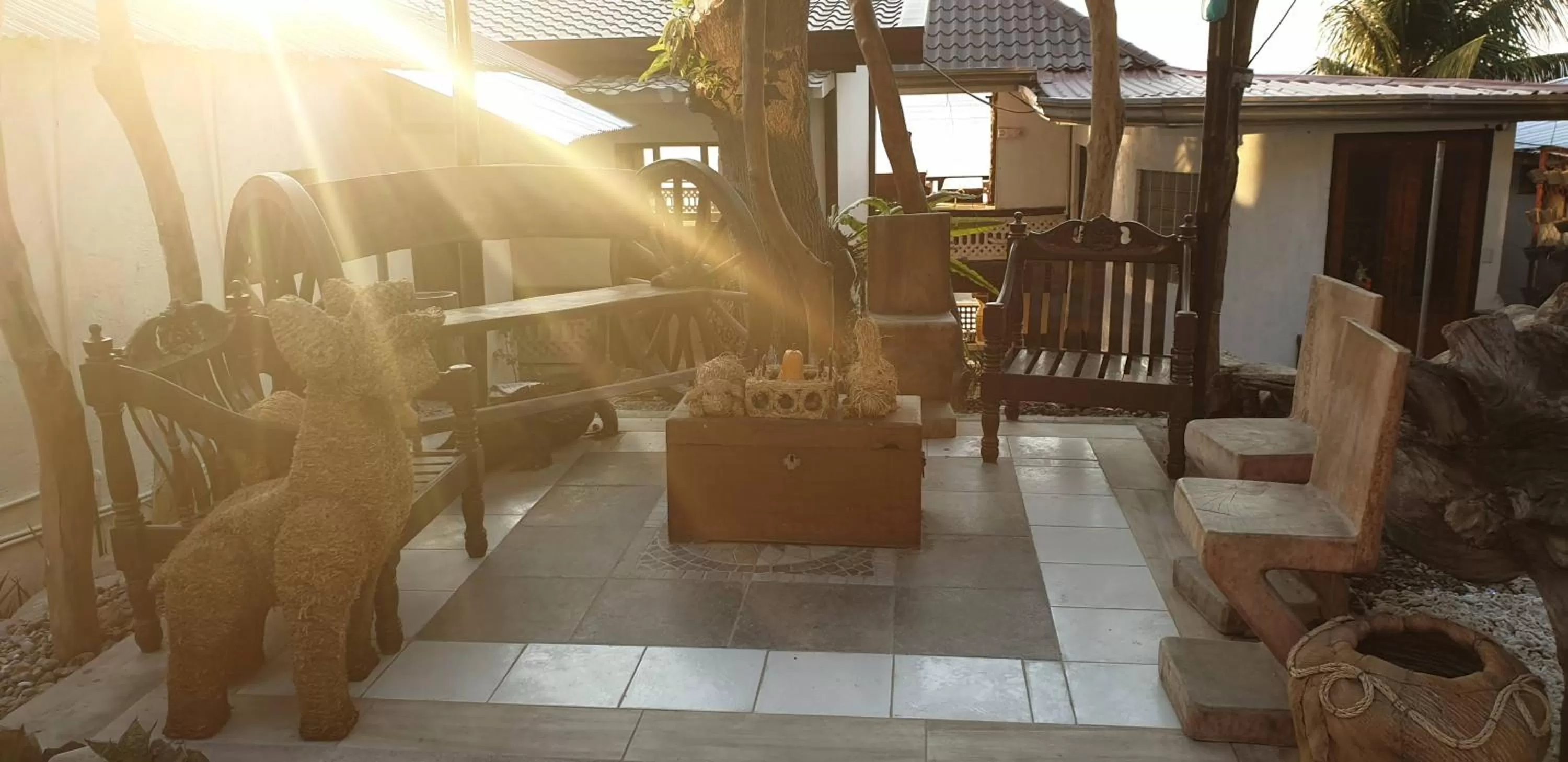 Raya Del Sol Dive Resort