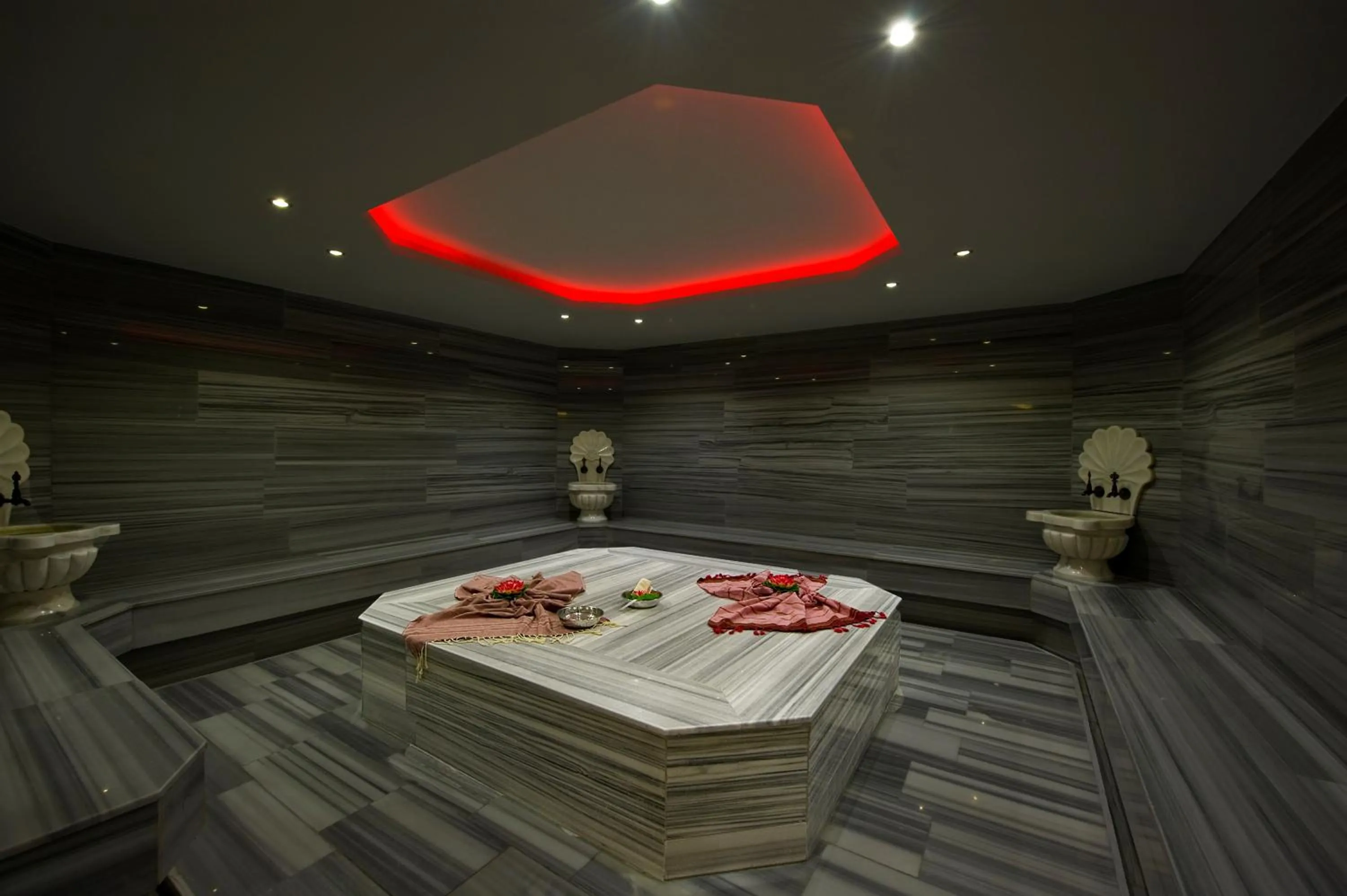 Public Bath in Askoc Hotel & SPA