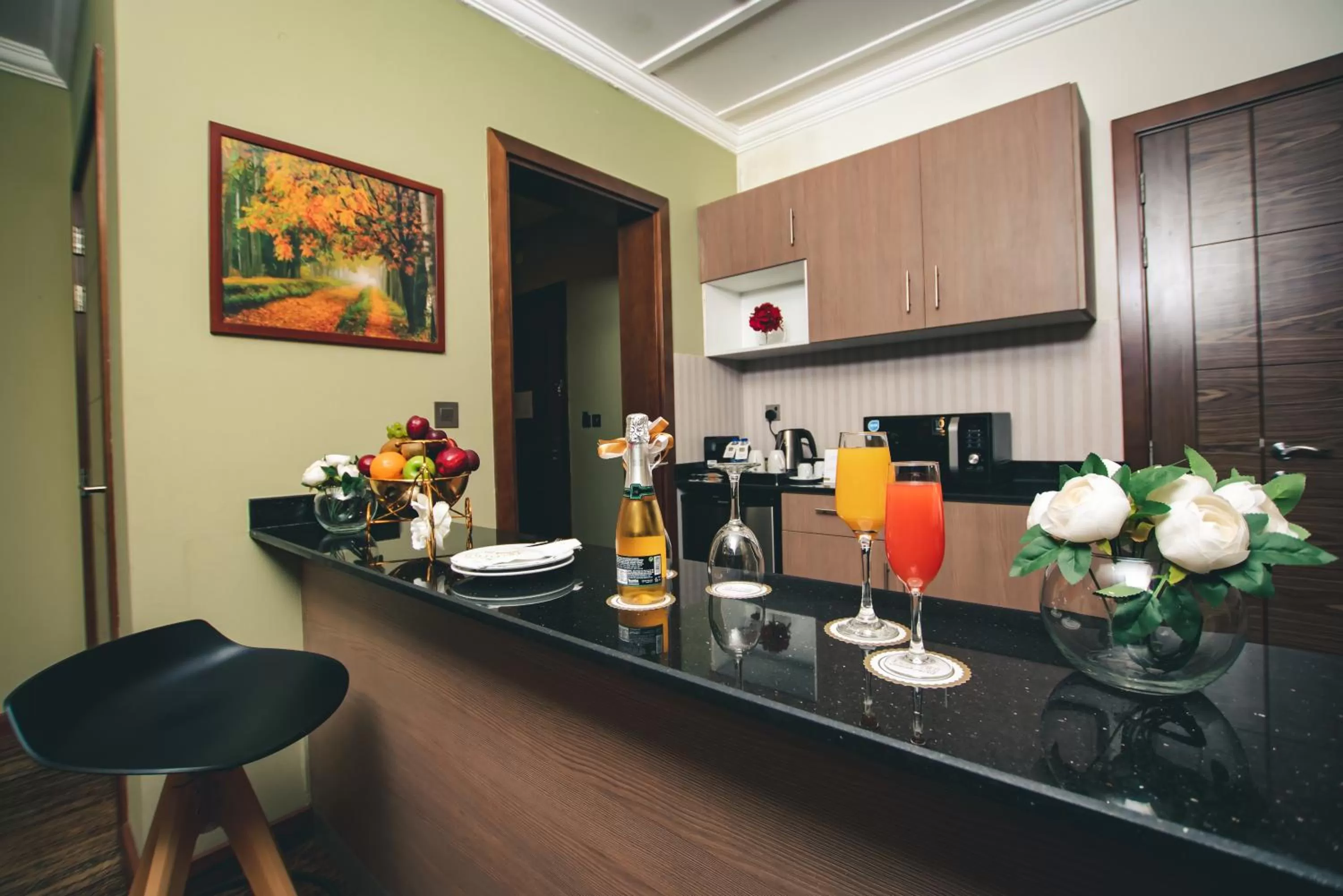 Kitchen or kitchenette in Iridium 70 Hotel