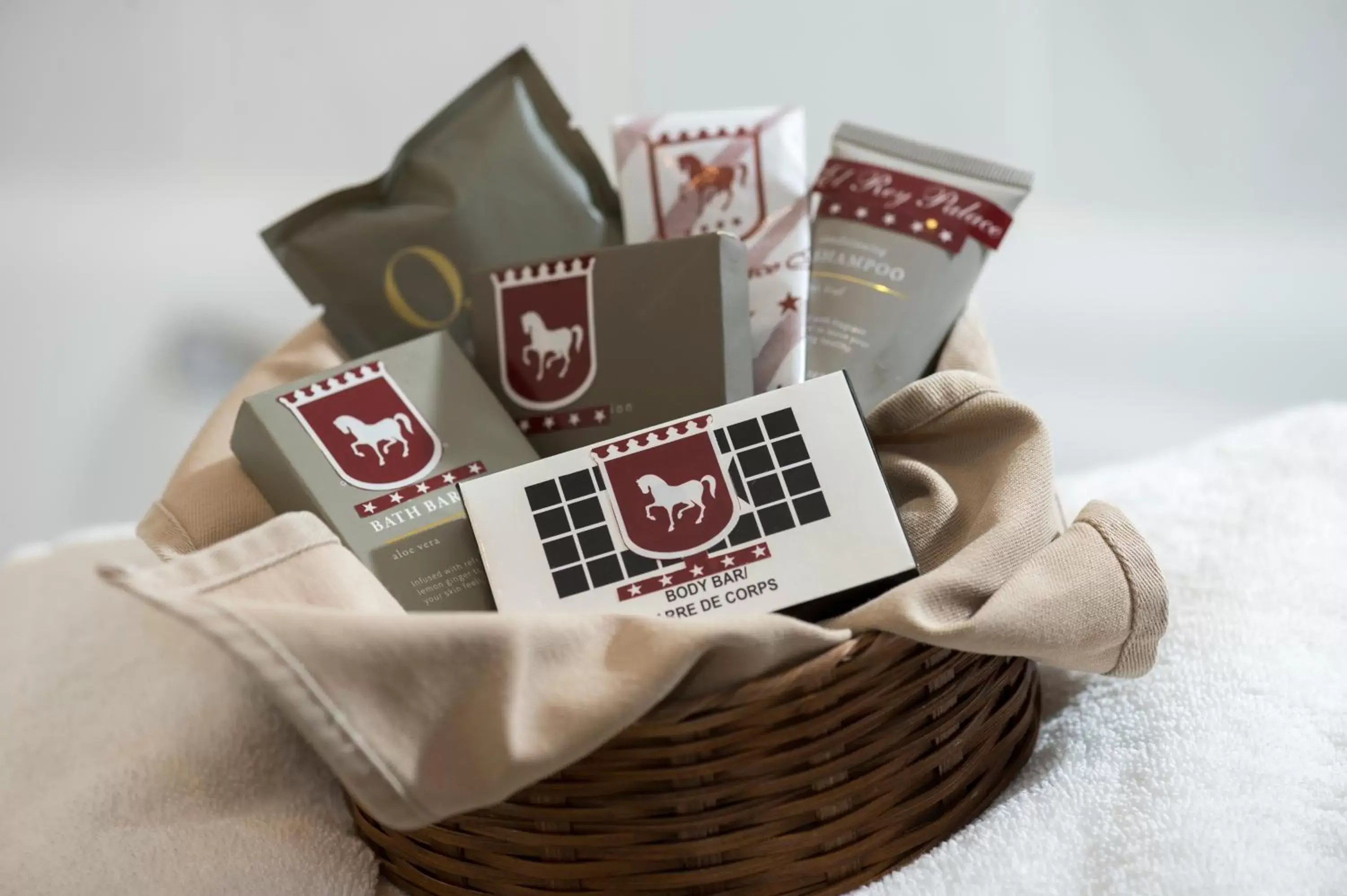 Deluxe Twin Room in El Rey Palace Hotel Deluxe Twin Room in El Rey Palace Hotel