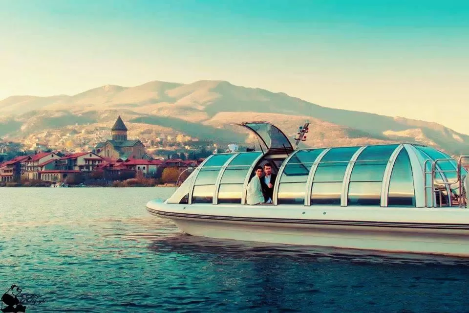 Swimming Pool in Hotel Bagineti