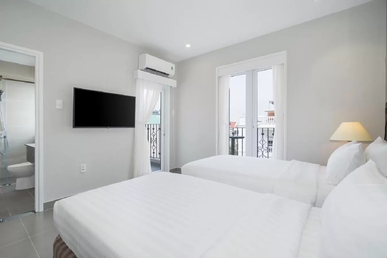 Bedroom, Bed in Park Hill Hotel - Phu My Hung