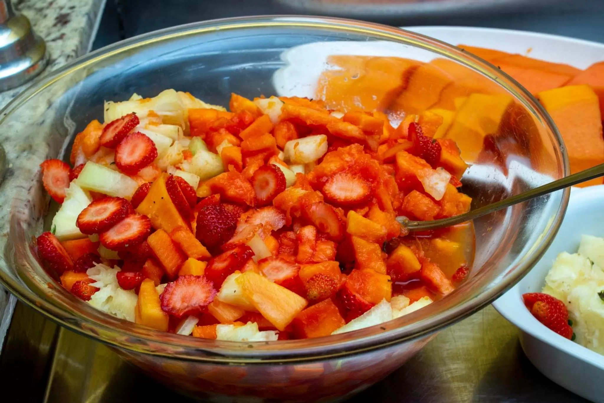 Breakfast in Embaixador Hotel & Centro de Eventos by Fast10