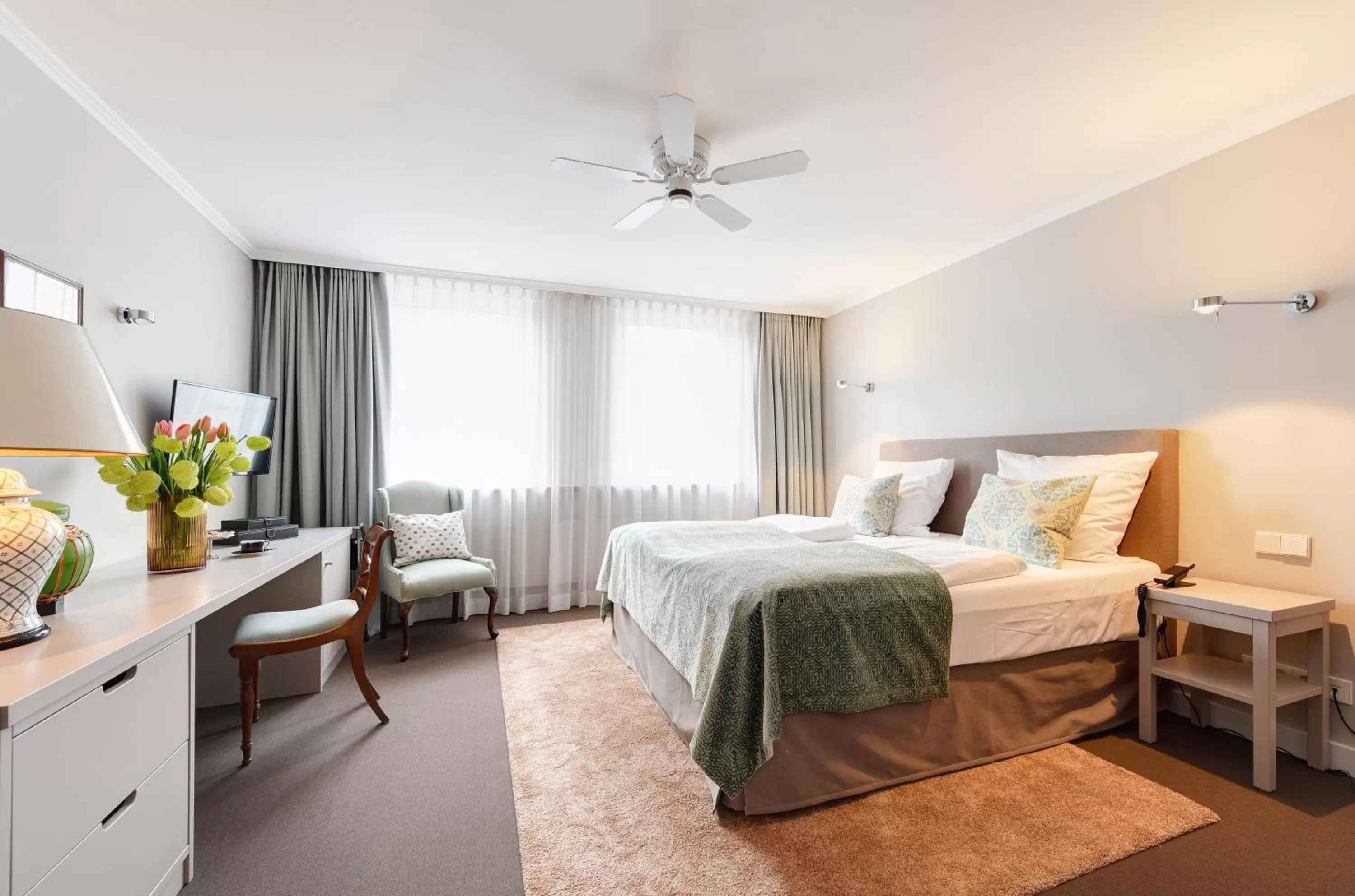 Decorative detail, Bed in Hotel Admiral