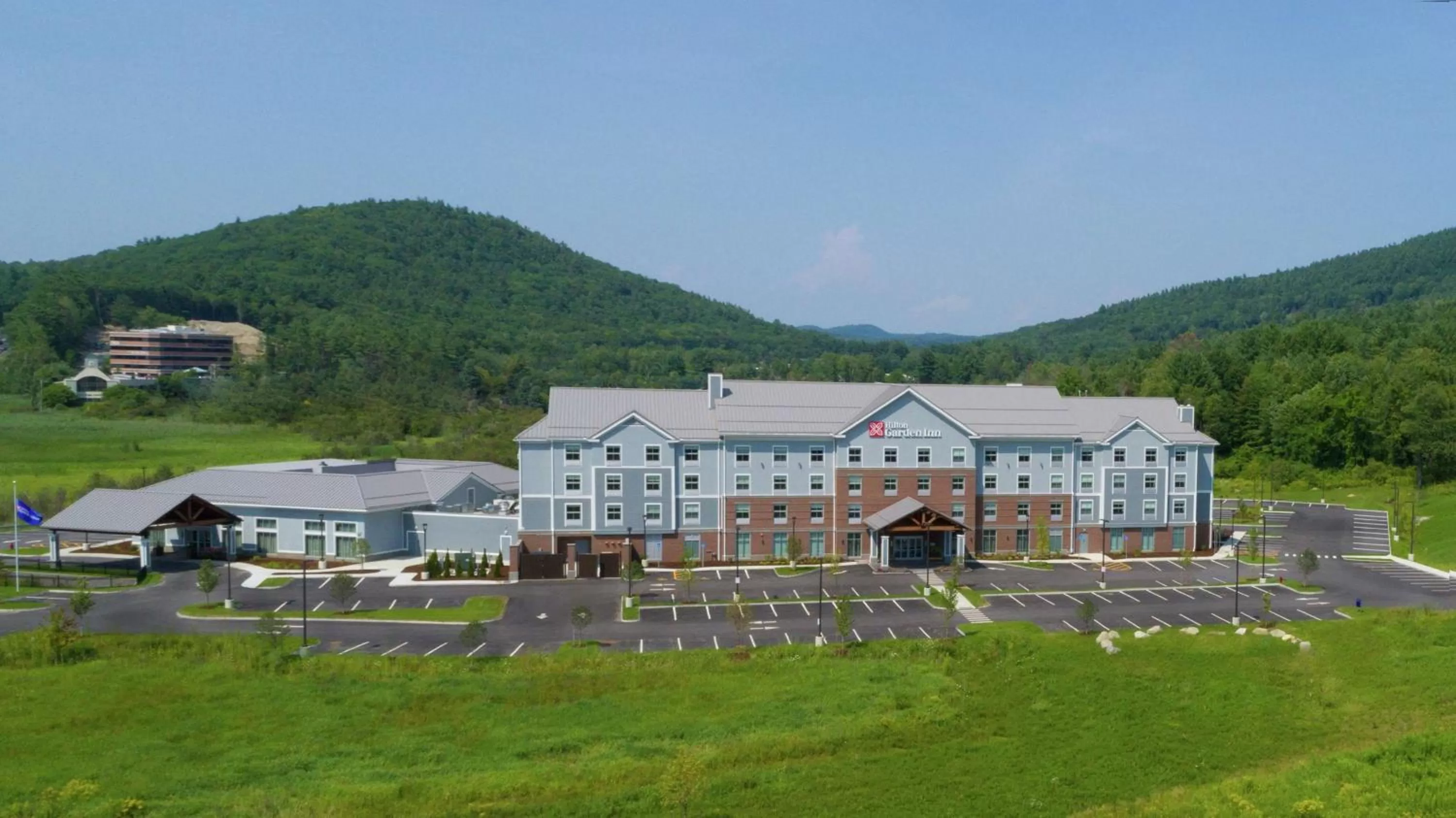 Property building in Hilton Garden Inn Hanover Lebanon