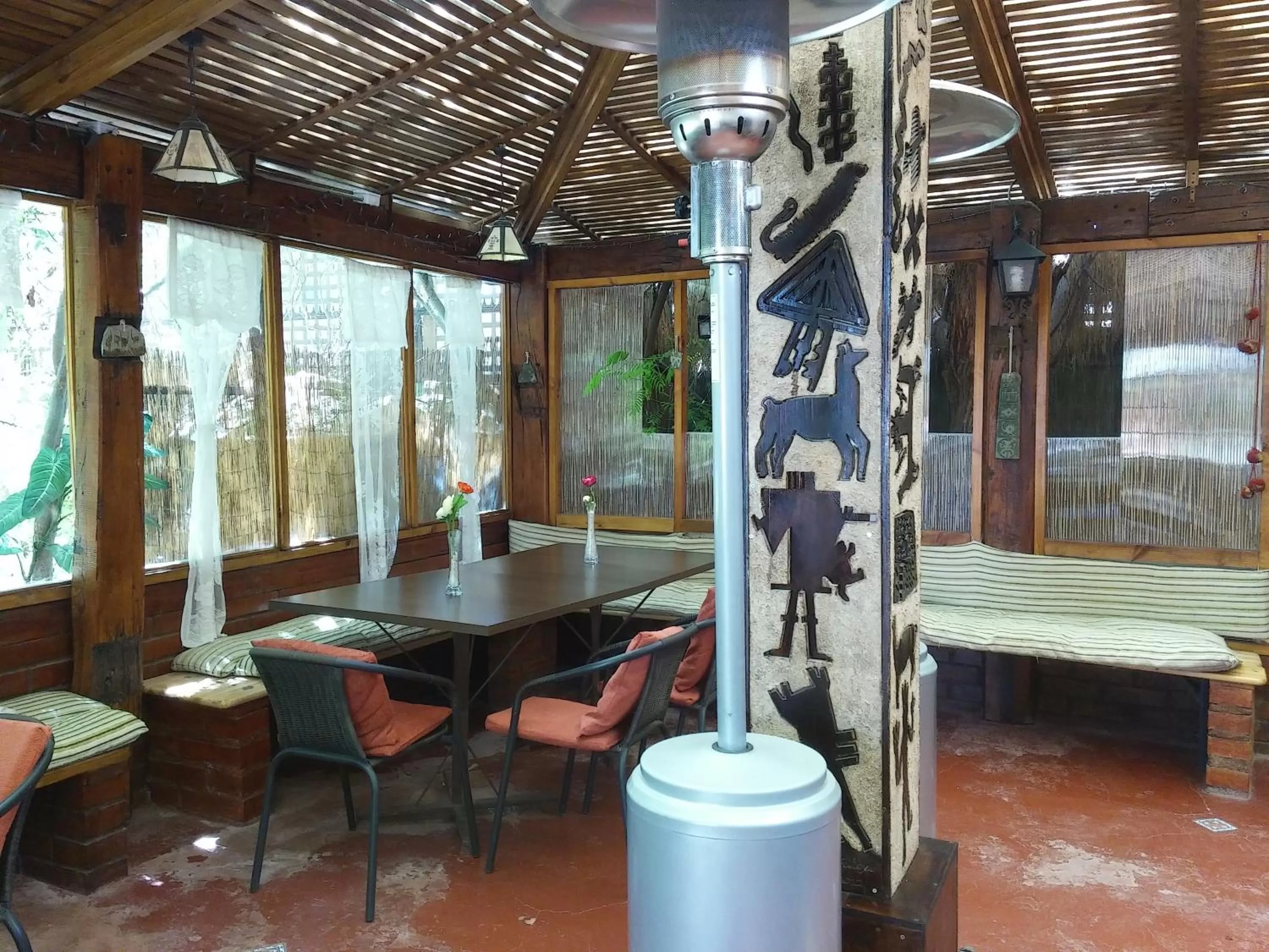 BBQ facilities, Lounge/Bar in Atankalama