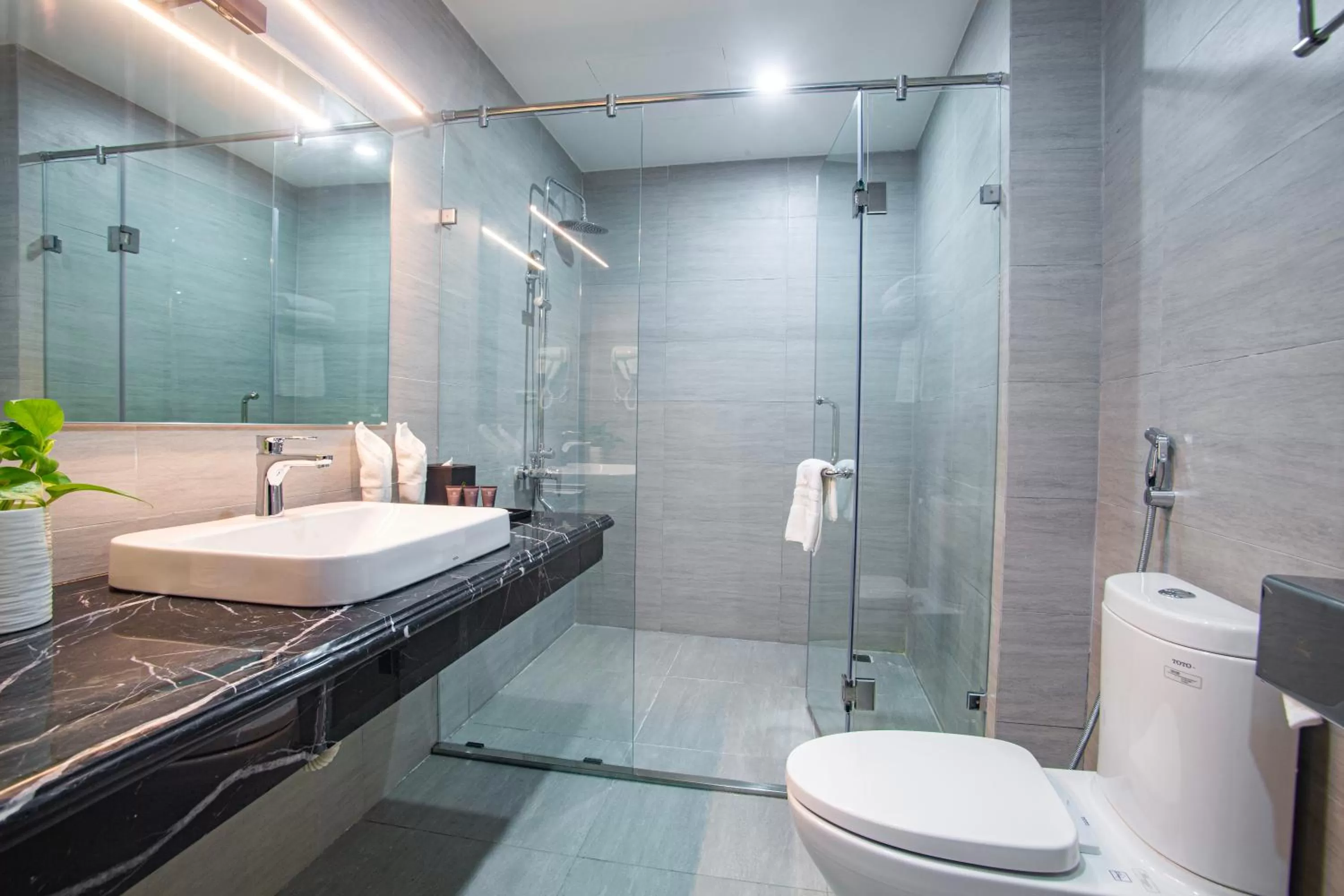 Bathroom in Western Skyline Hotel