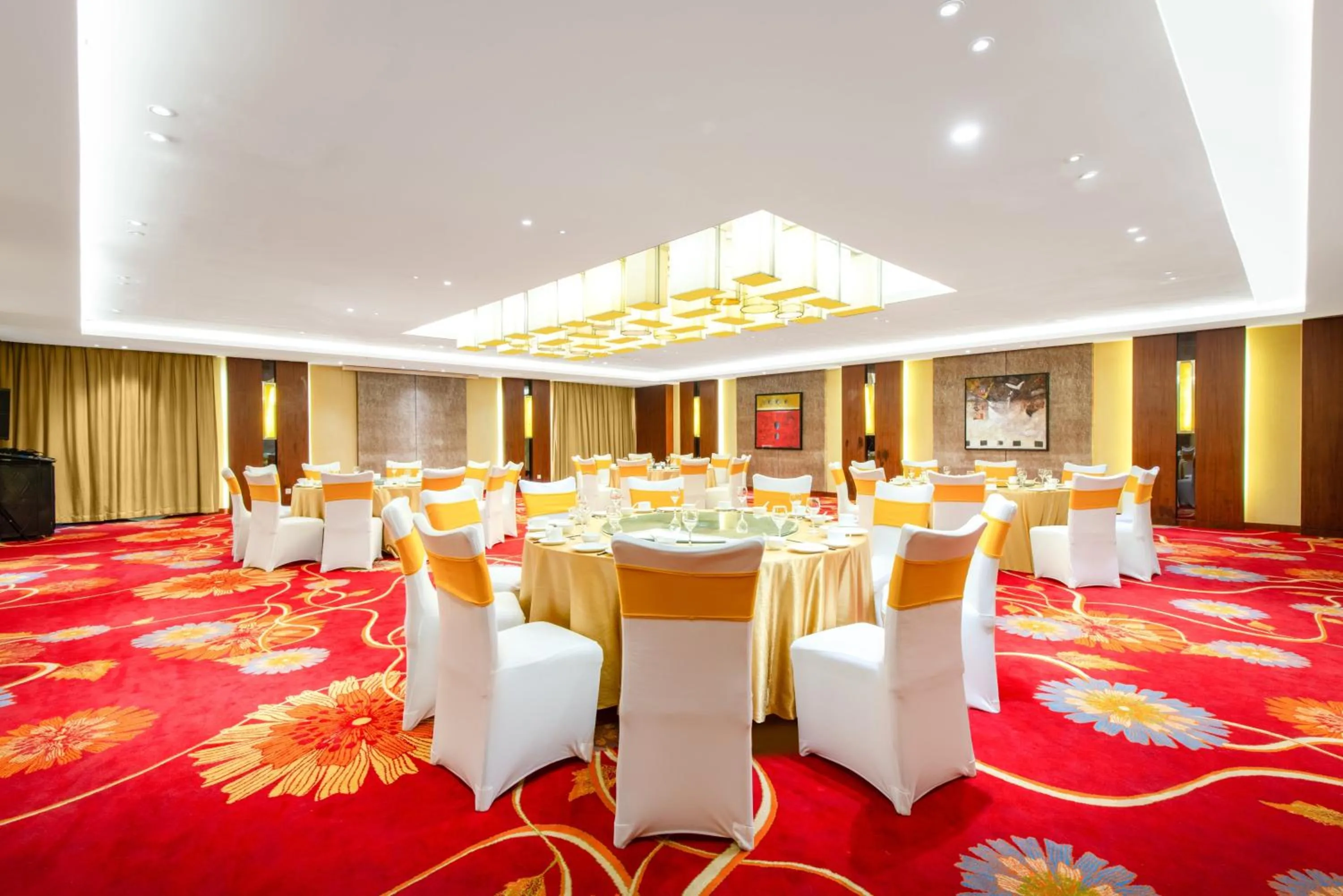 Meeting/conference room in Qingdao Parkview Holiday Hotel