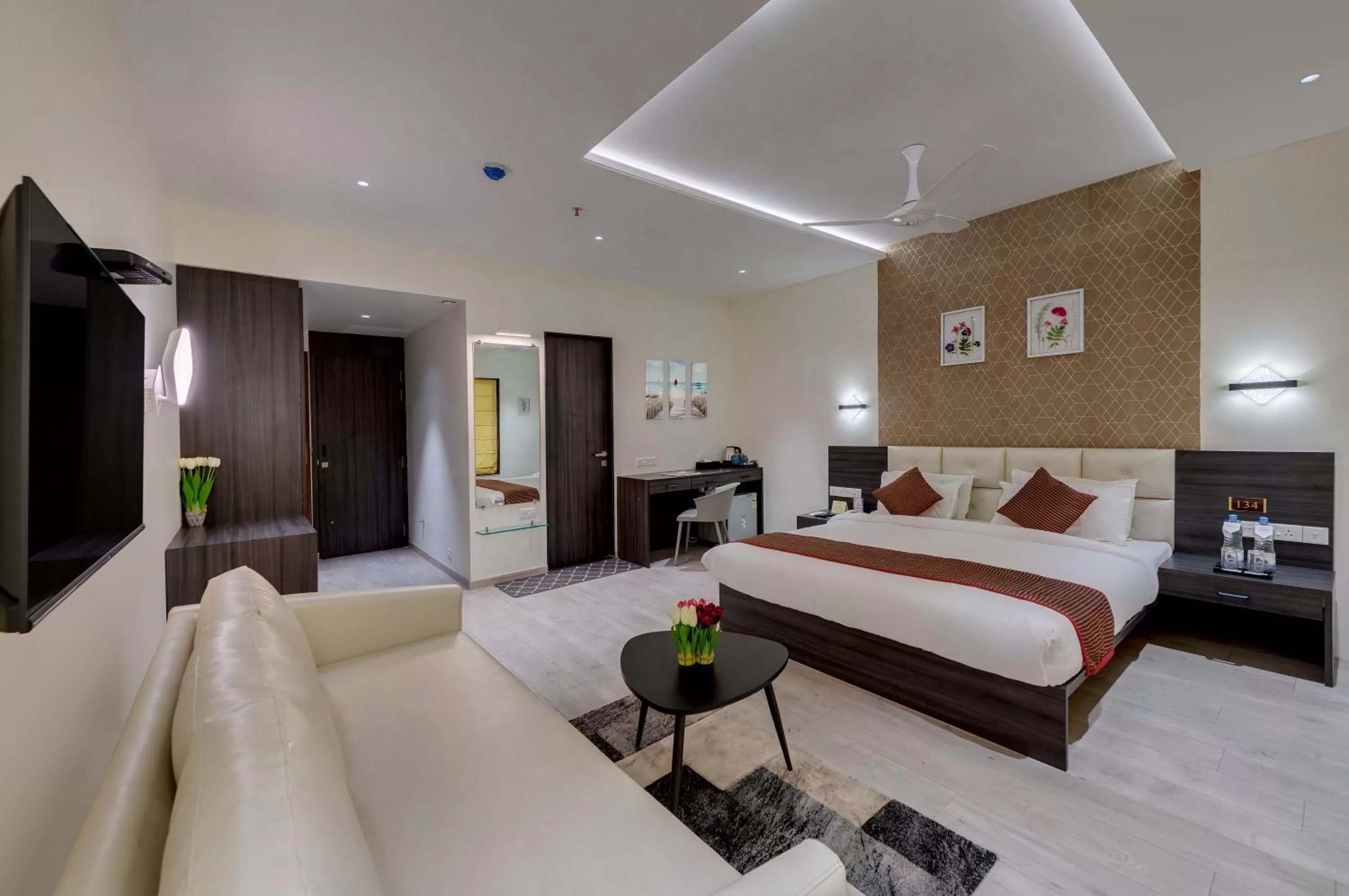 View (from property/room), Bed in Grand Fortune Beacon, Ichalkaranji