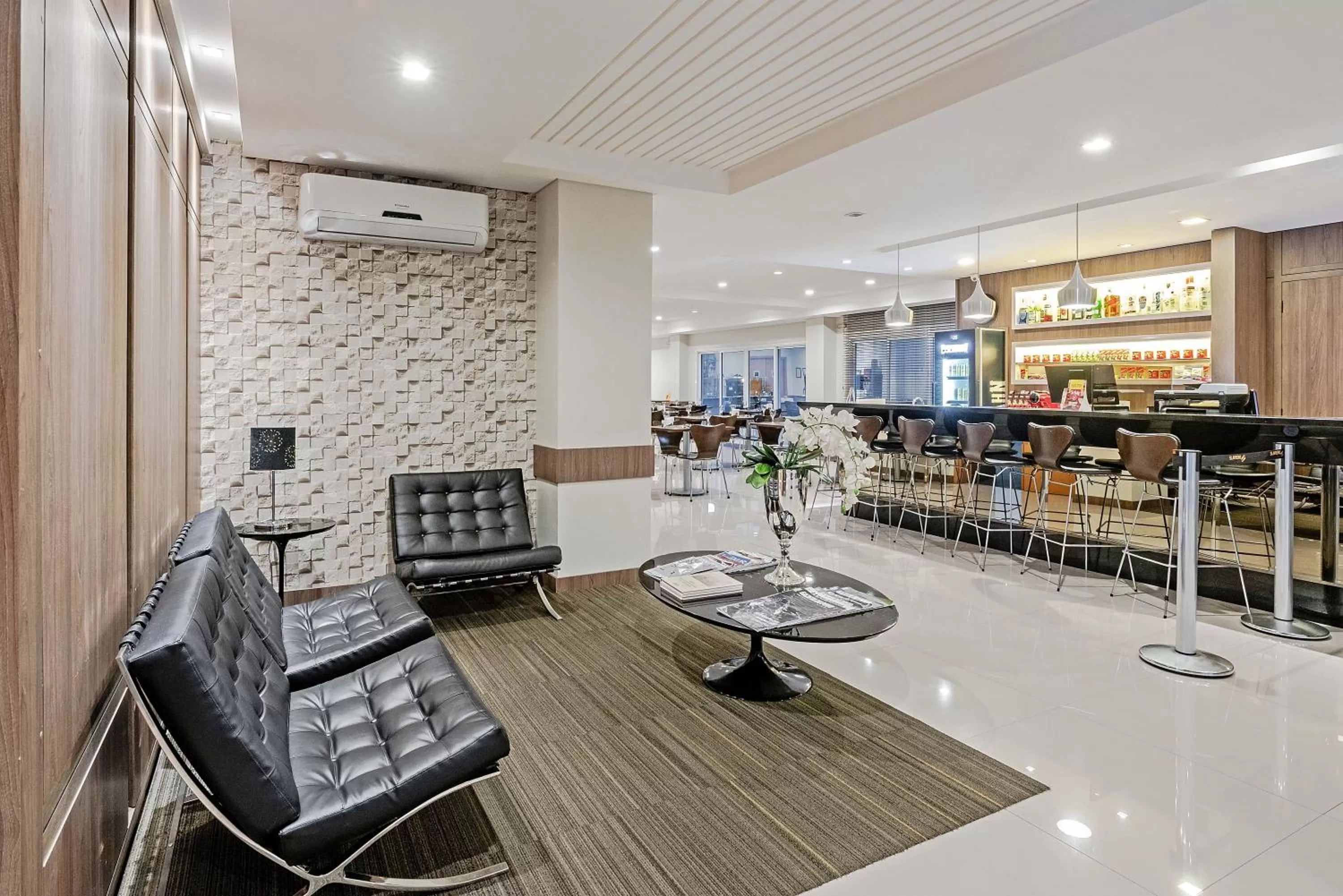 Lobby or reception in Slim Curitiba Av das Torres