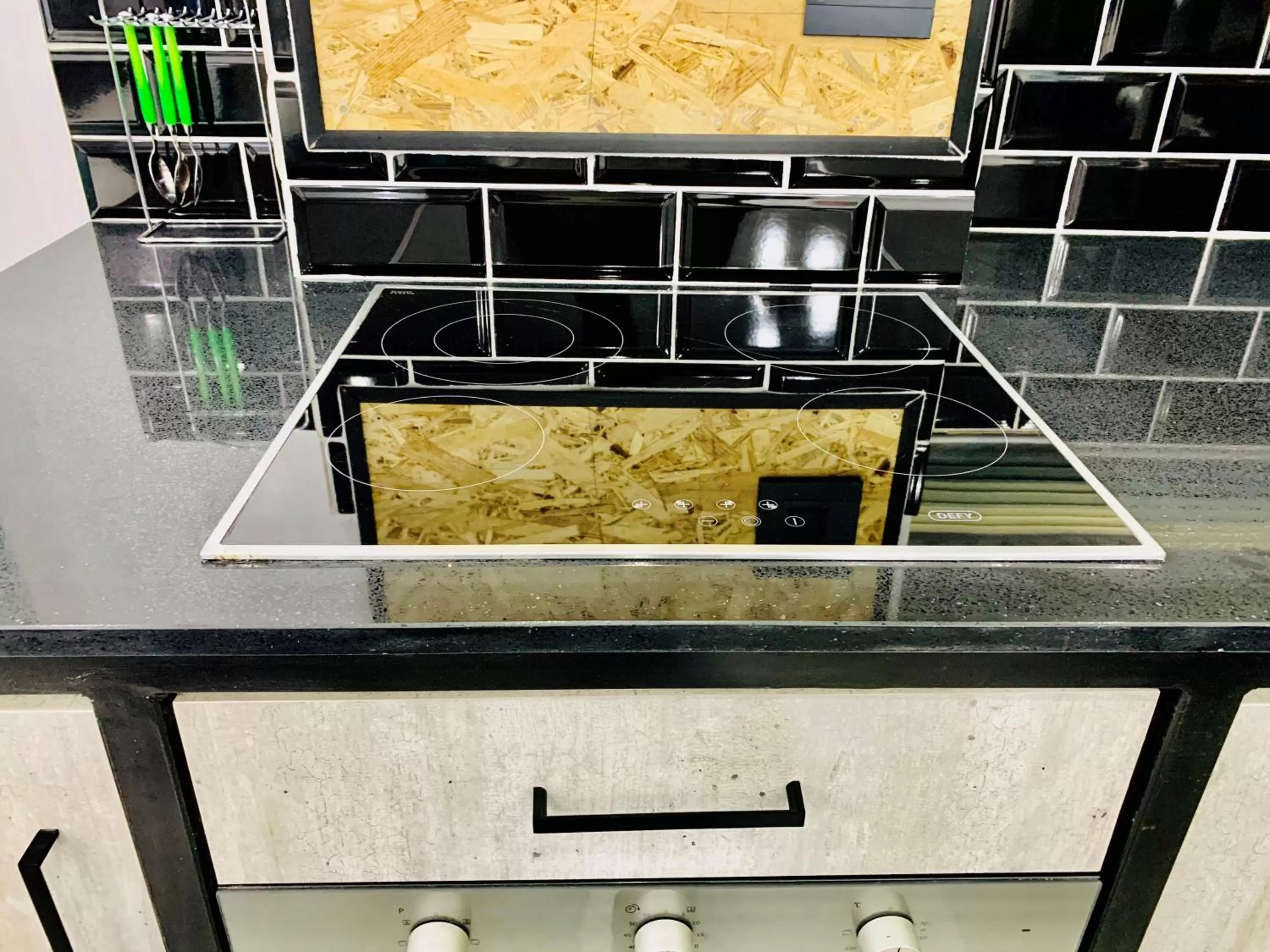 Kitchen or kitchenette, Kitchen/Kitchenette in 24 On Basil Inventive suites