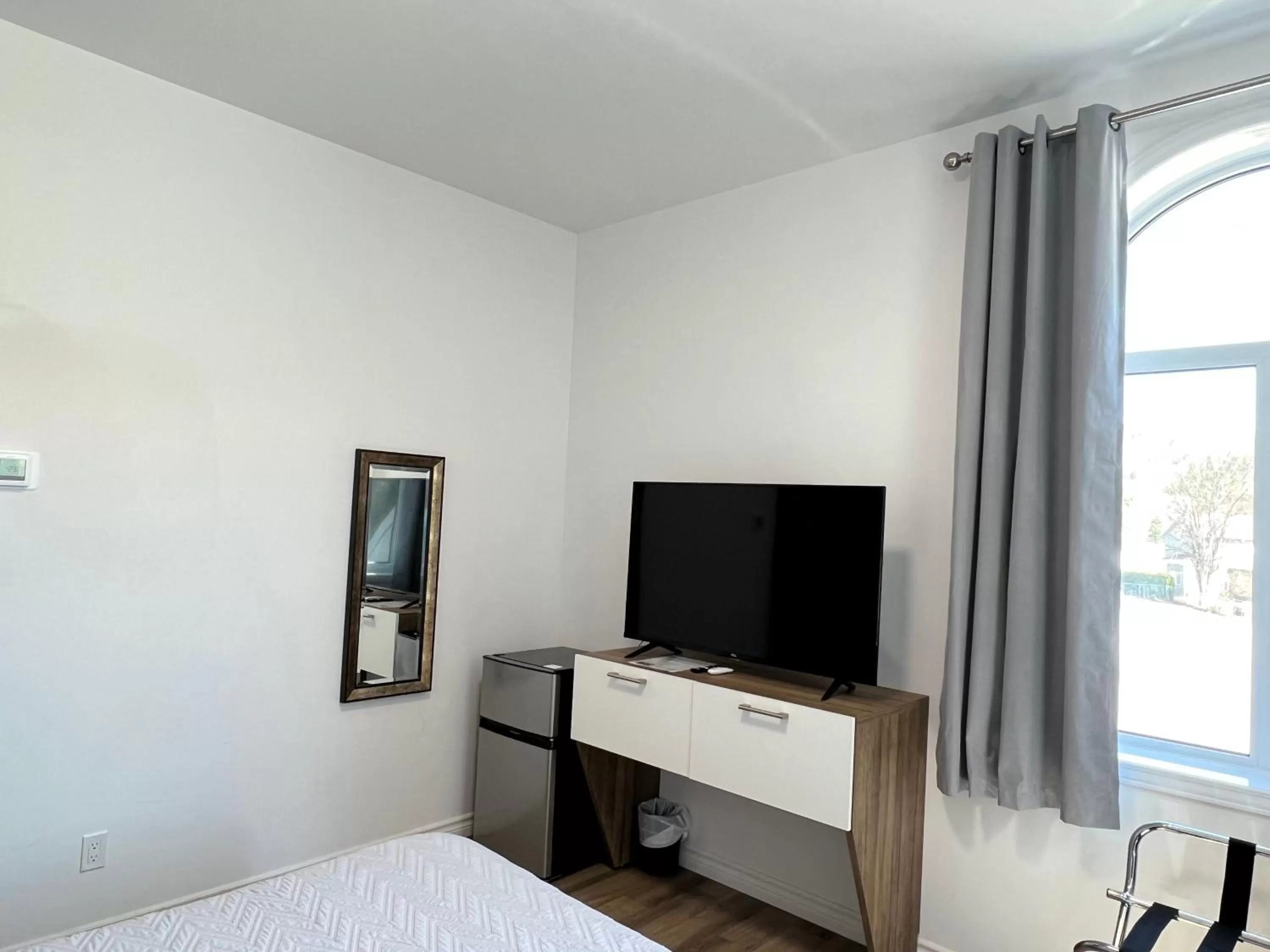 TV and multimedia, Bed in Auberge Le St-Alexis