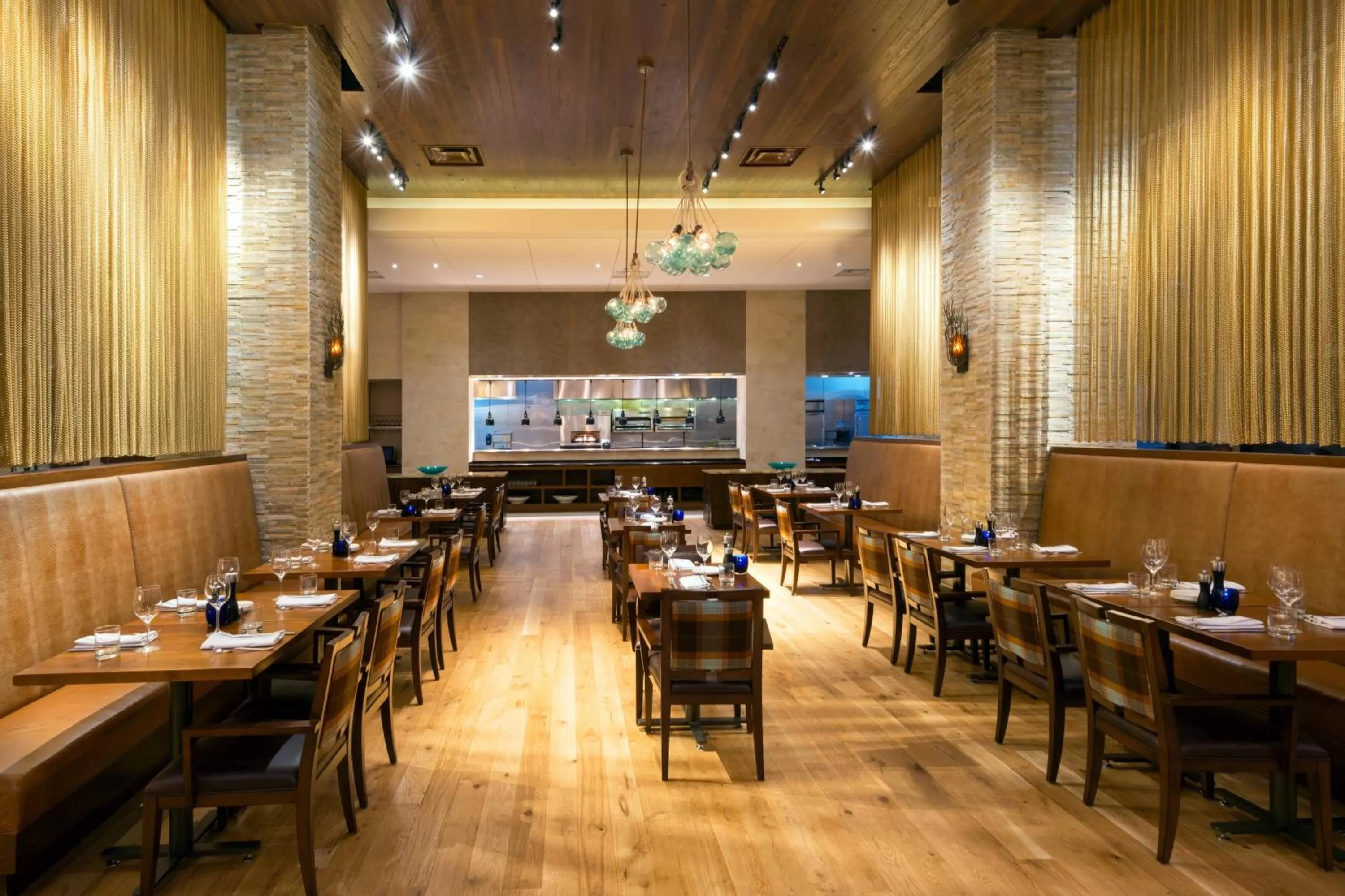 Lounge or bar in Denver Marriott Westminster