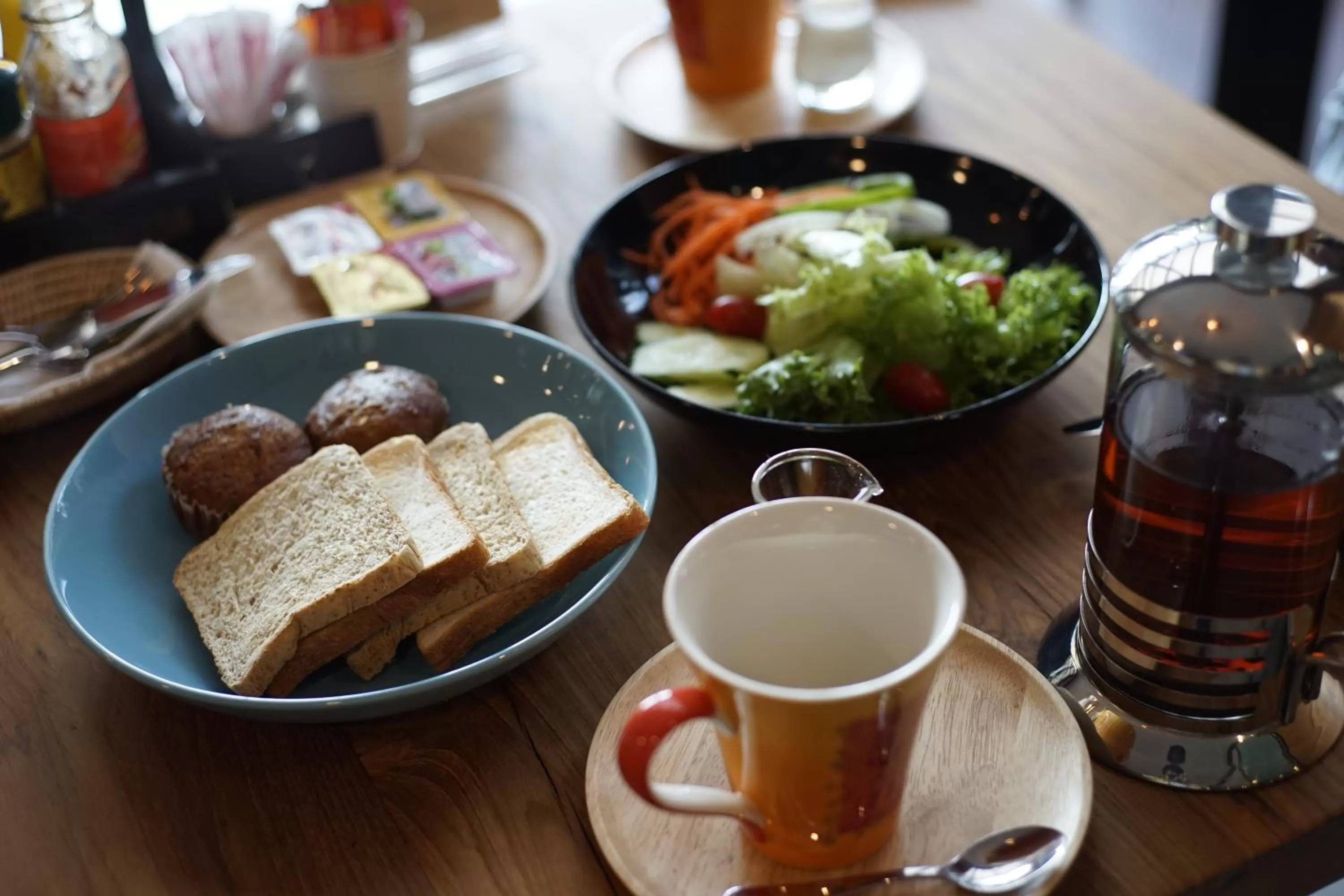 Restaurant/places to eat in Cmor Nimman by Recall Hotels