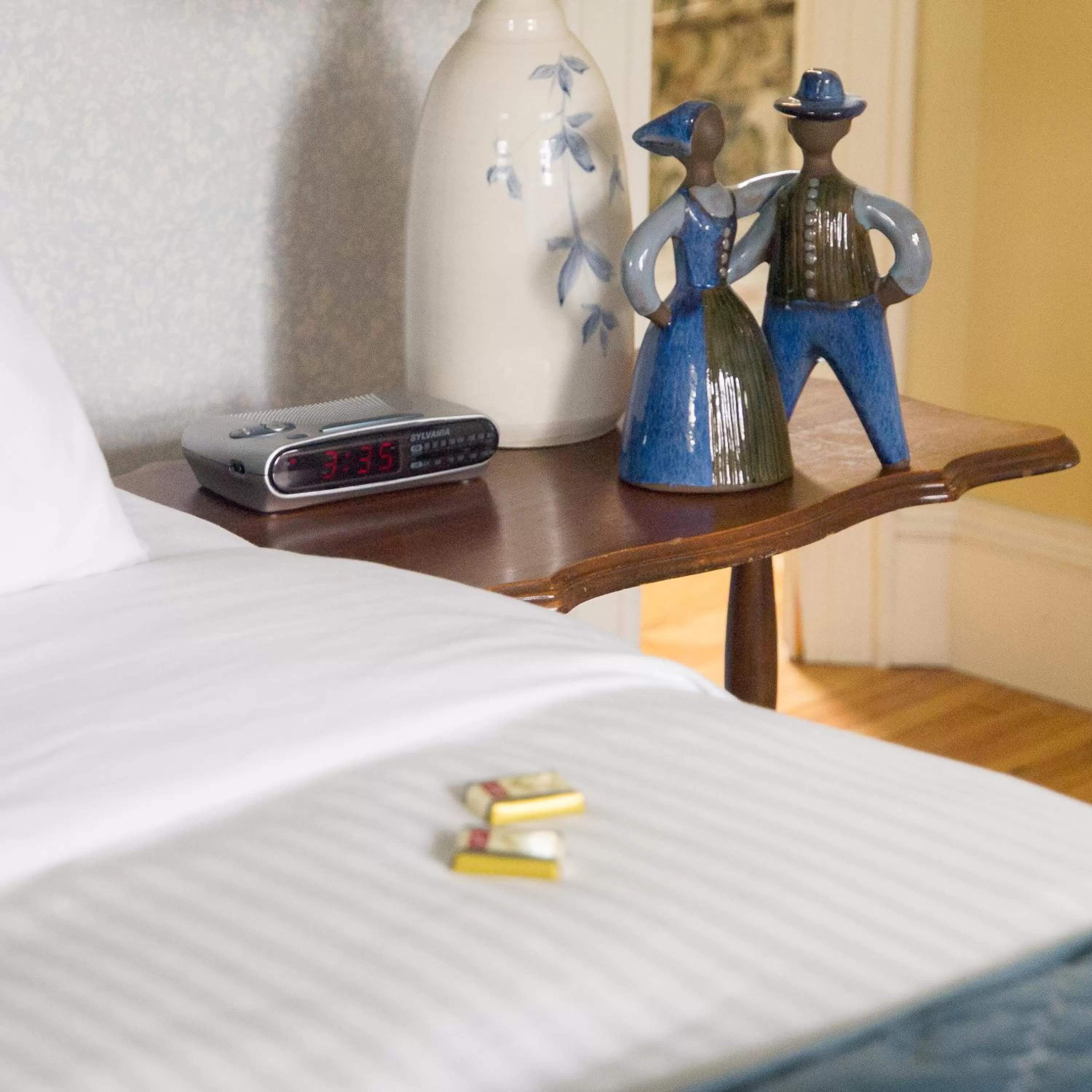 Decorative detail, Bed in Farmhouse Inn B&B