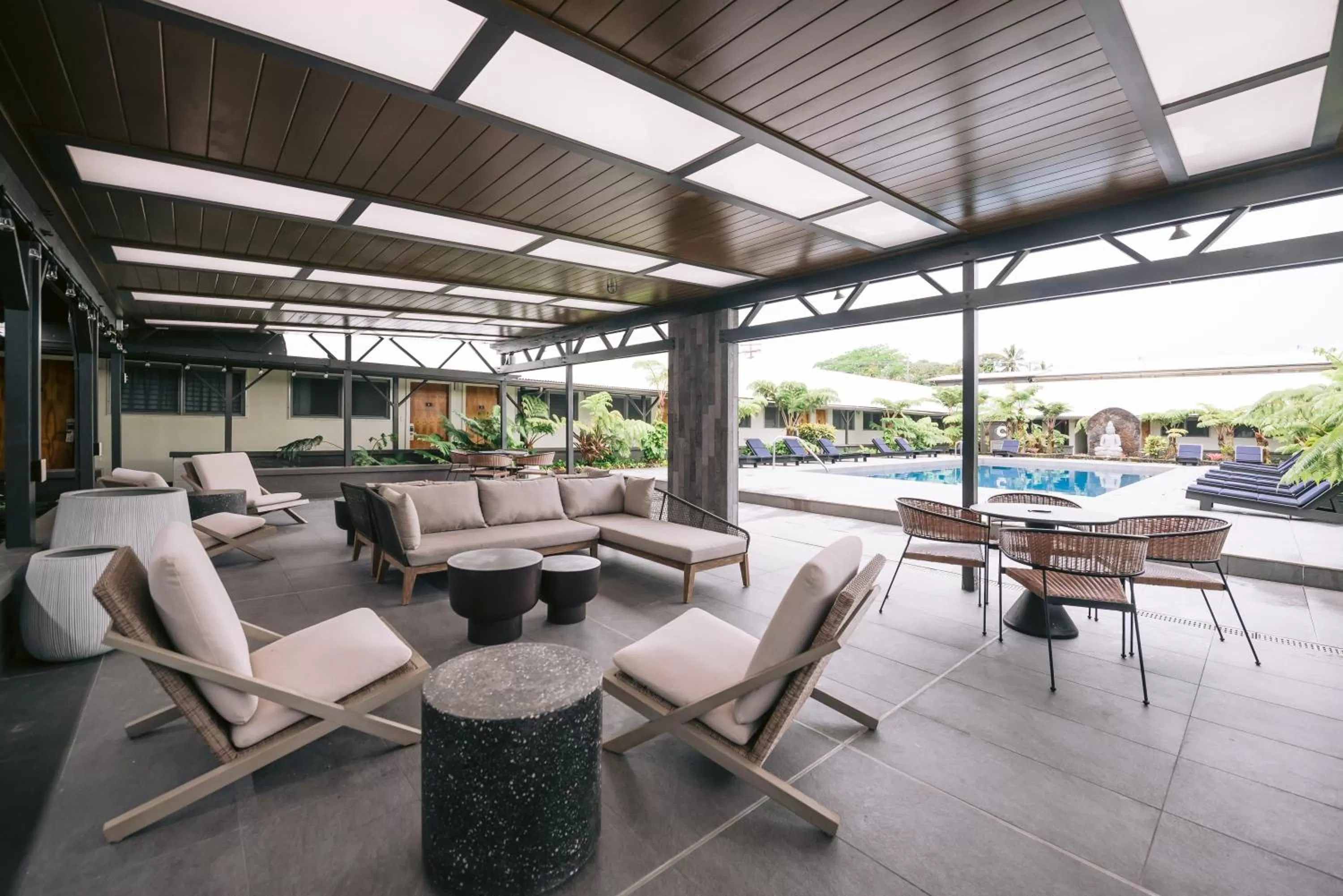 Patio in SCP Hilo Hotel