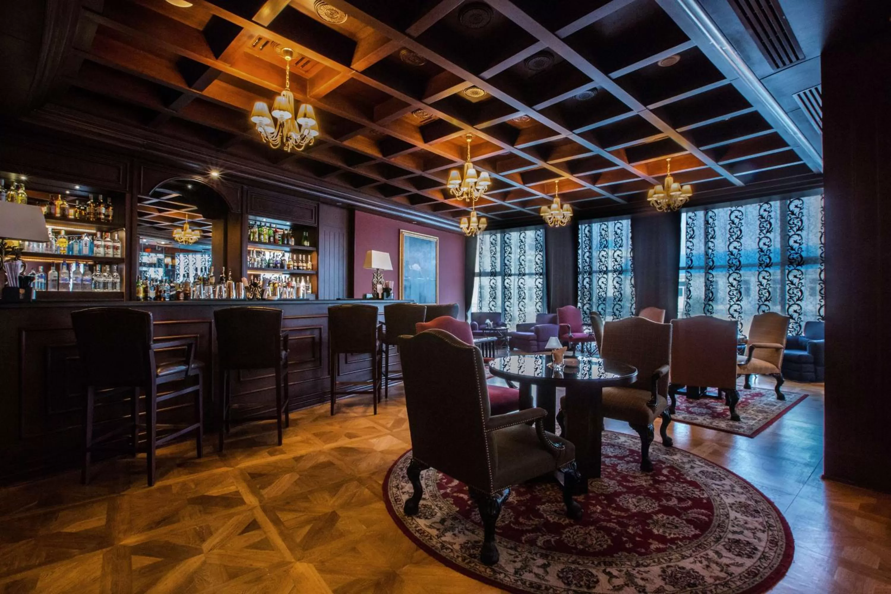 Lounge or bar in Royal Maxim Palace Kempinski Cairo