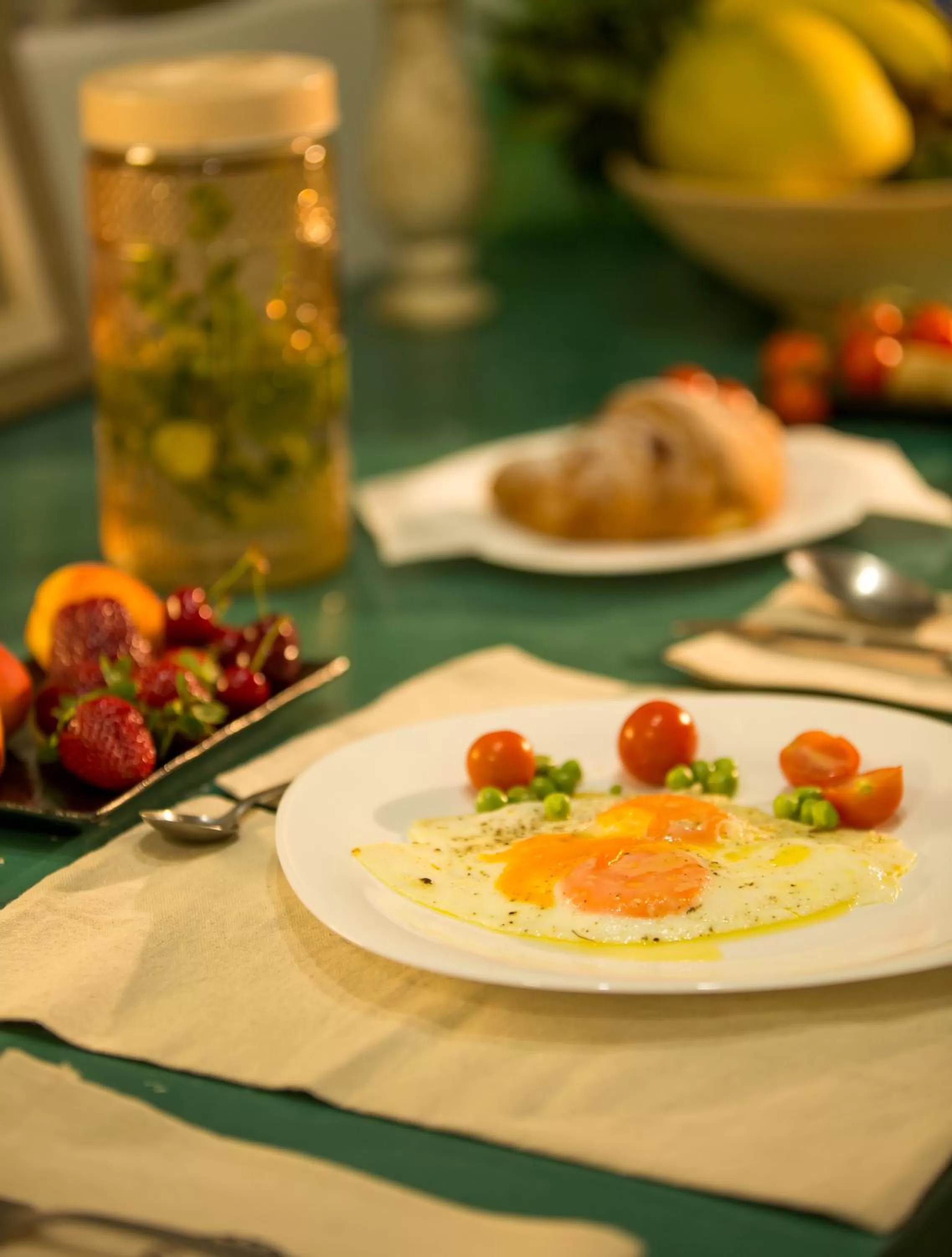 Breakfast, Food in B&B Artistic Tirana