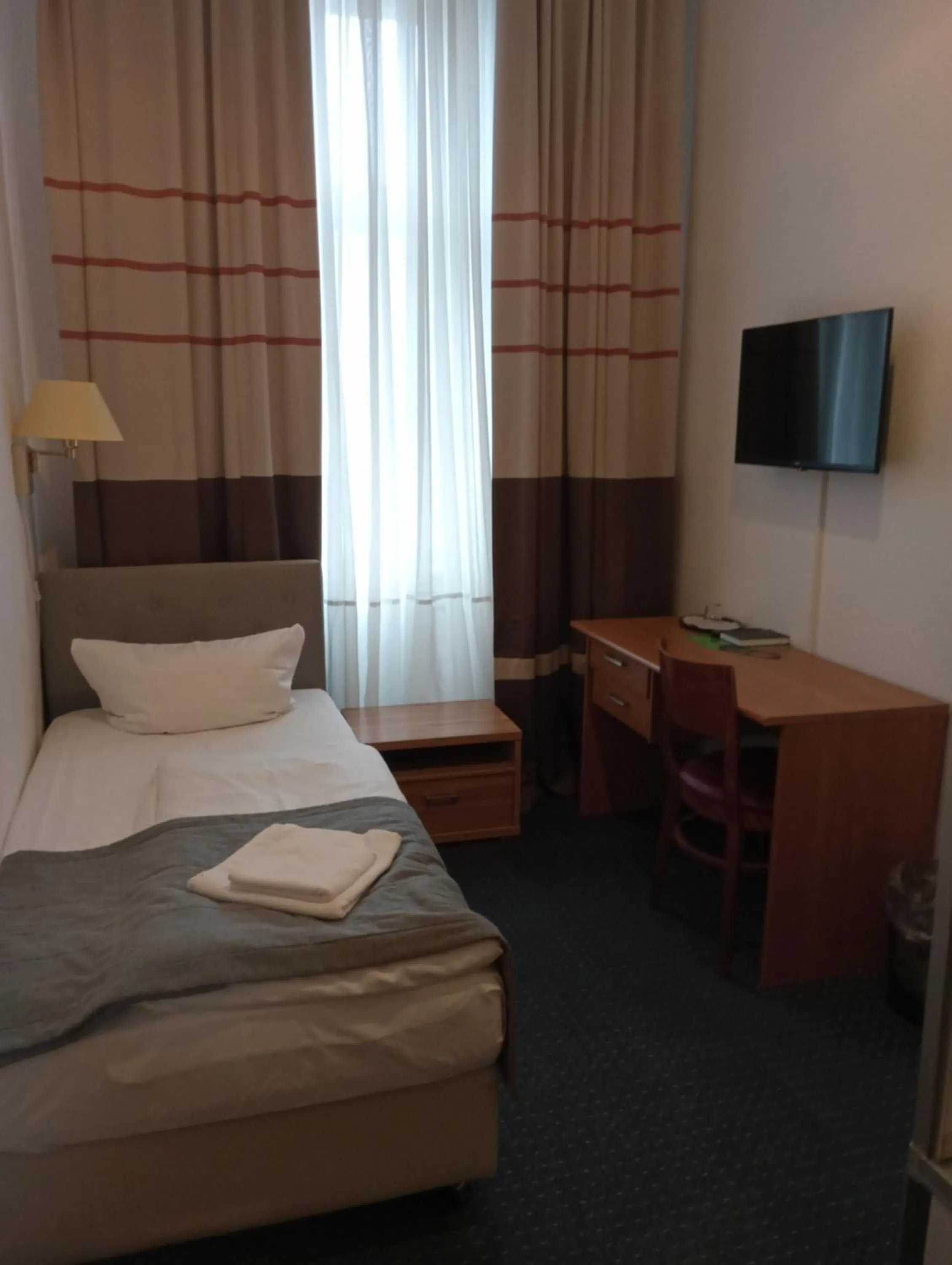 Photo of the whole room, Bed in City Pension Berlin