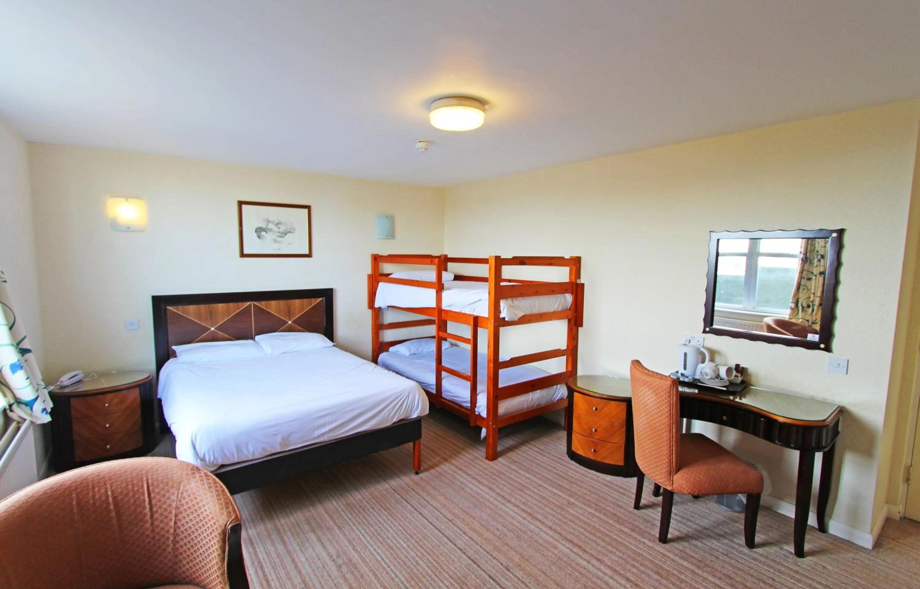 Photo of the whole room in Britannia Bournemouth Hotel