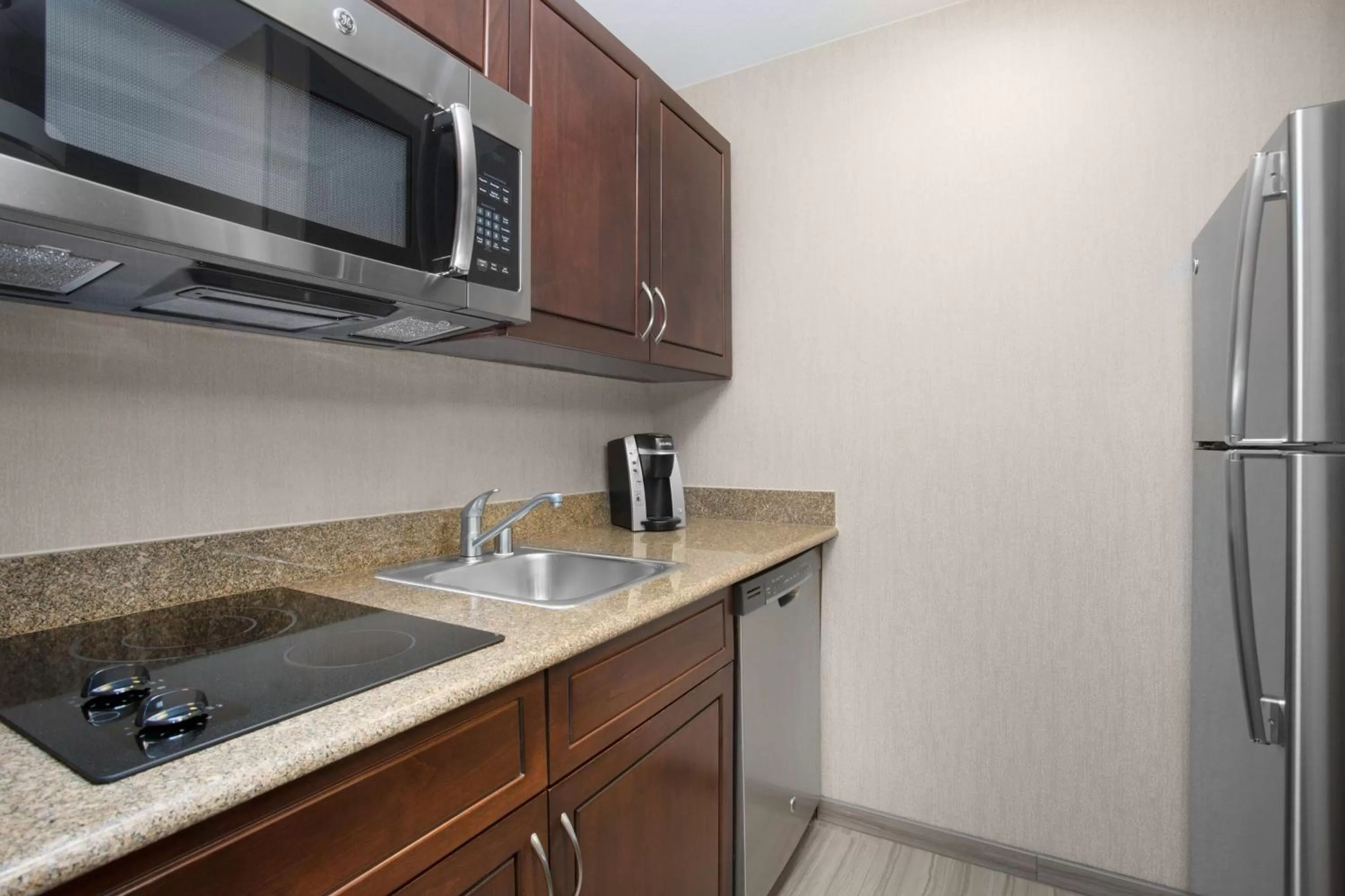 Kitchen or kitchenette in Homewood Suites by Hilton South Las Vegas