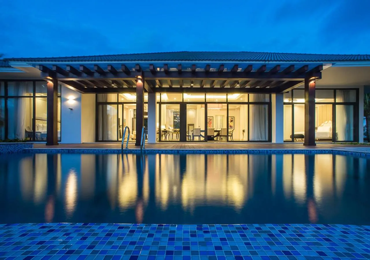 Swimming pool in Radisson Blu Resort Phu Quoc