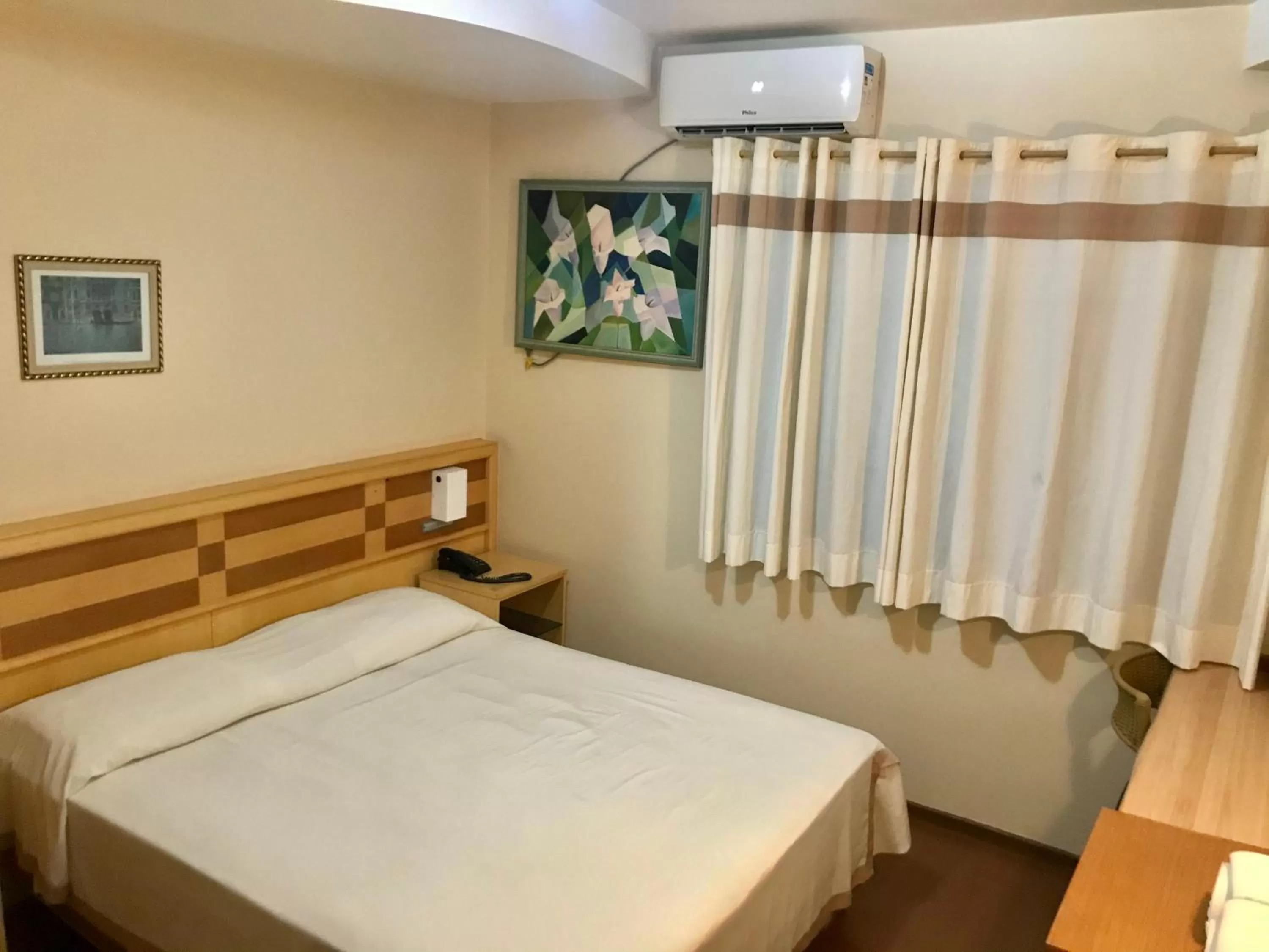 Bed in Hotel Solarium Express