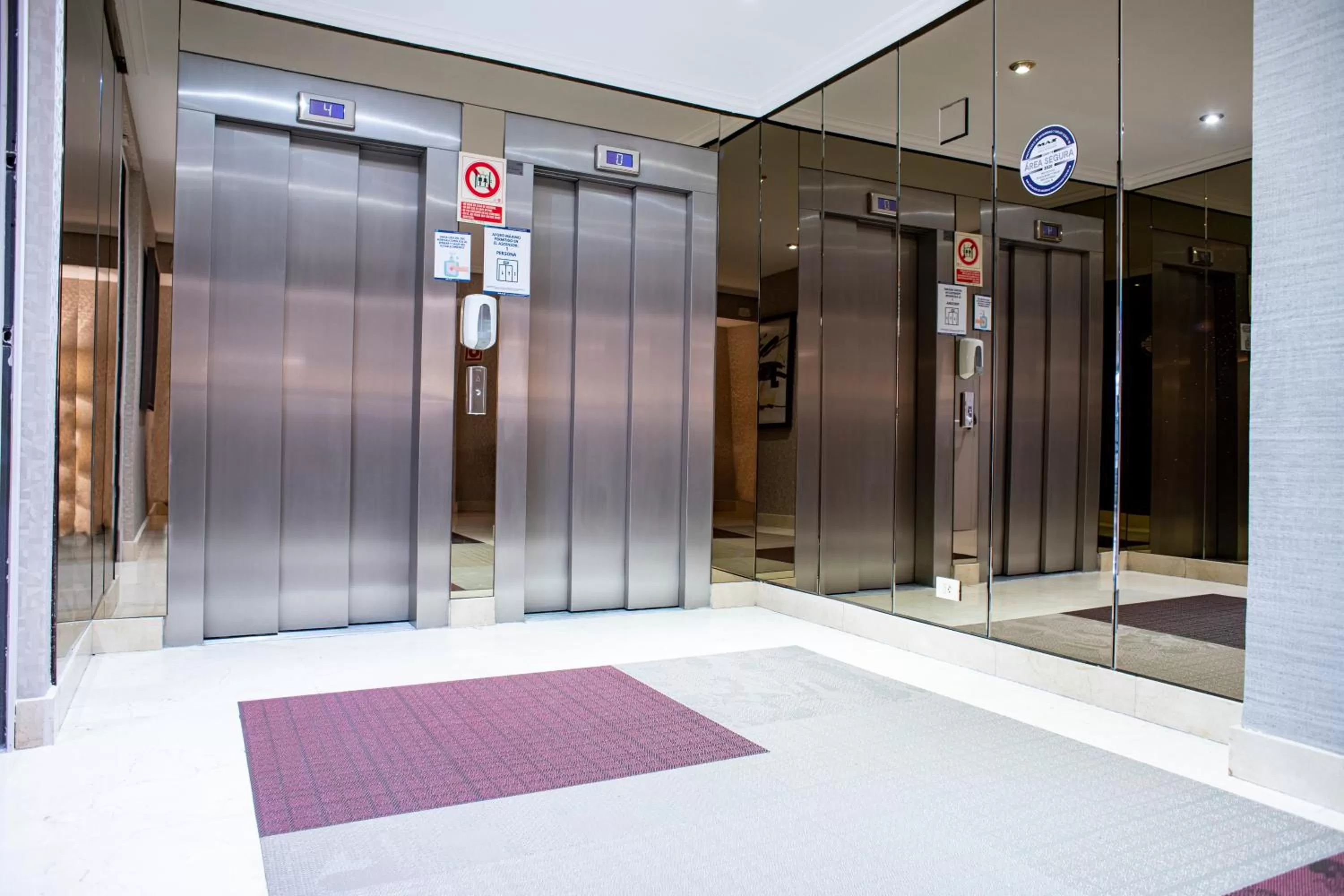 Property building in Hotel los Bracos