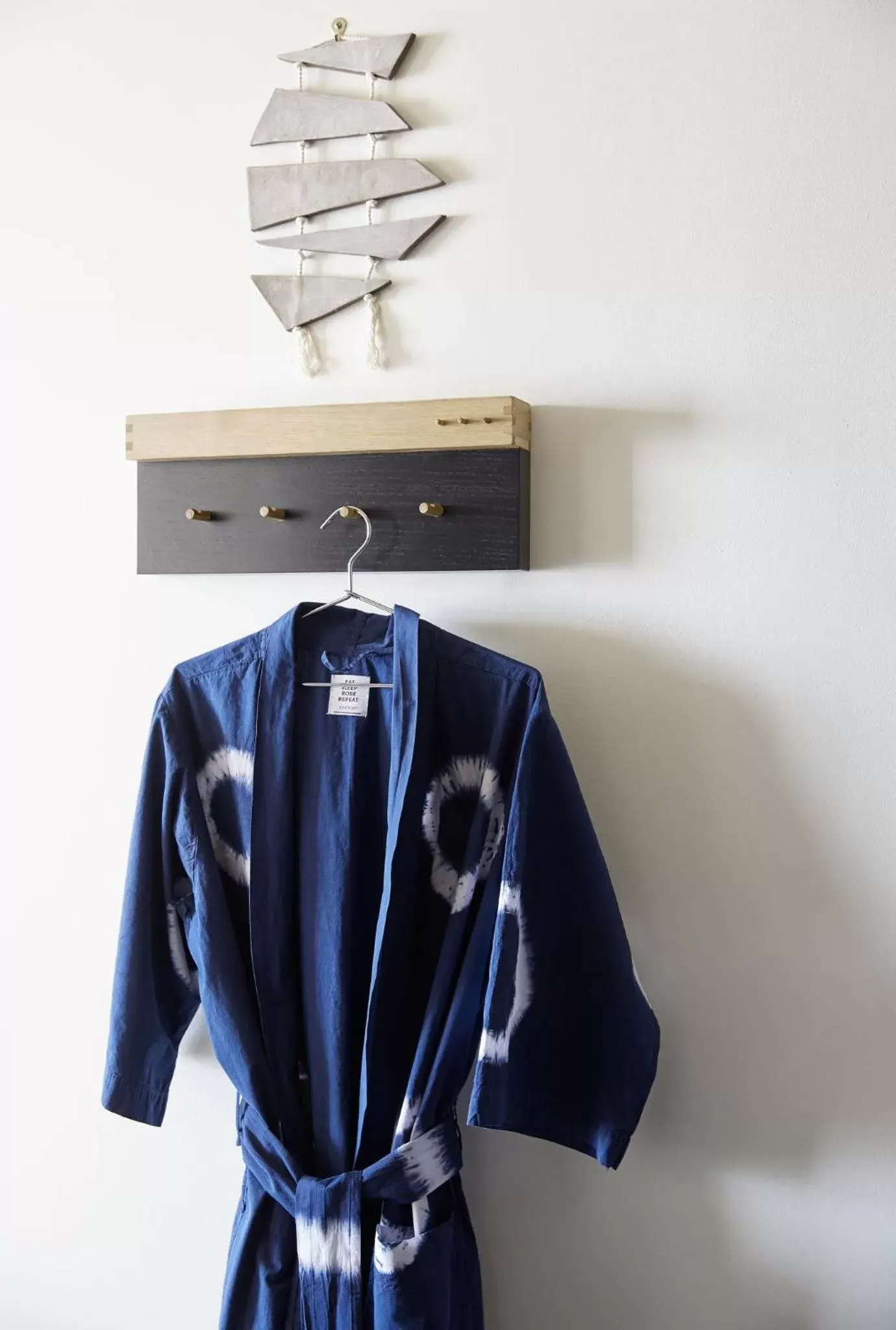 King Room with Mobility Accessible Tub in Kimpton Hotel Enso by IHG King Room with Mobility Accessible Tub in Kimpton Hotel Enso by IHG