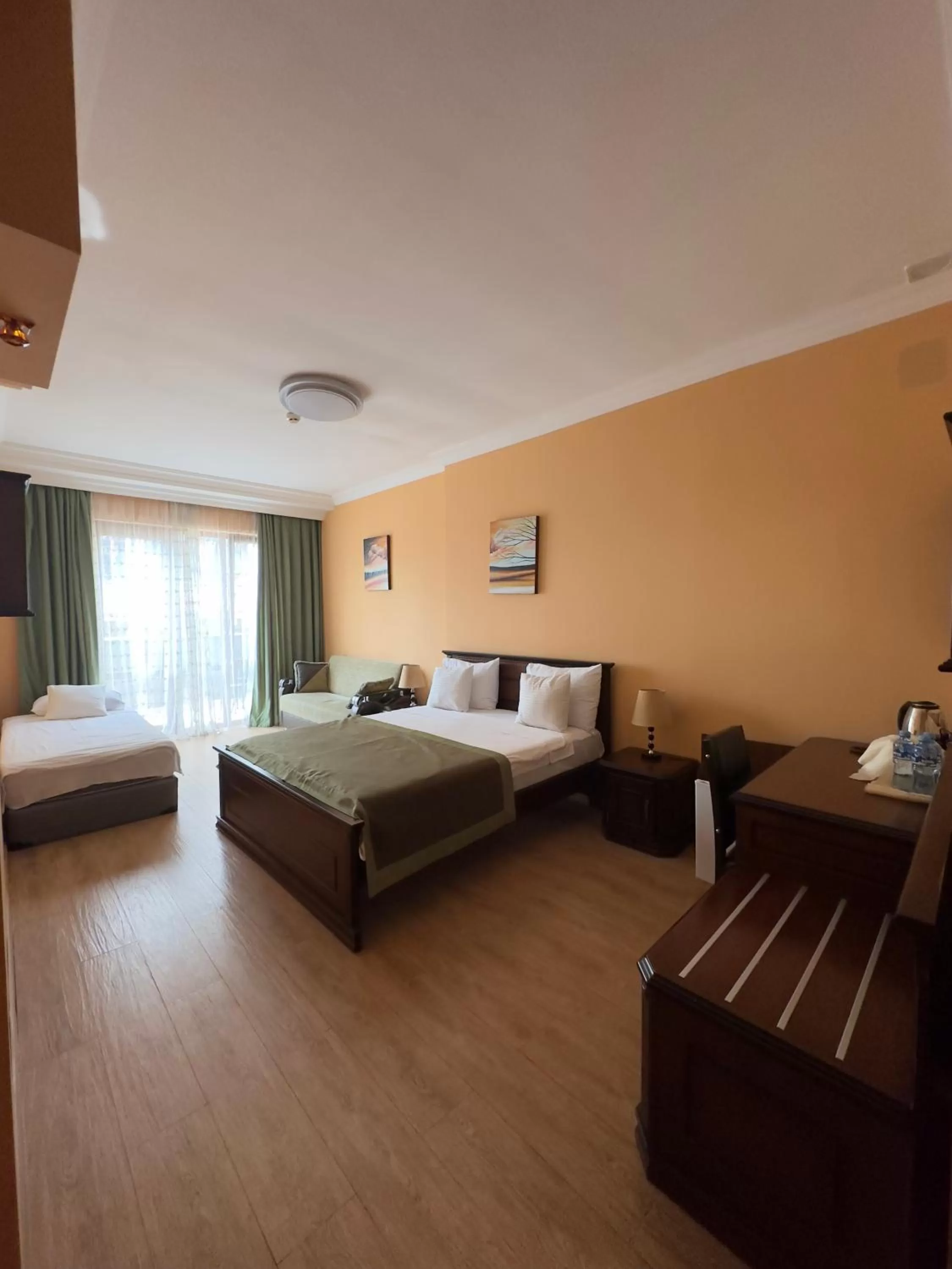 Bed in Hotel Brighton