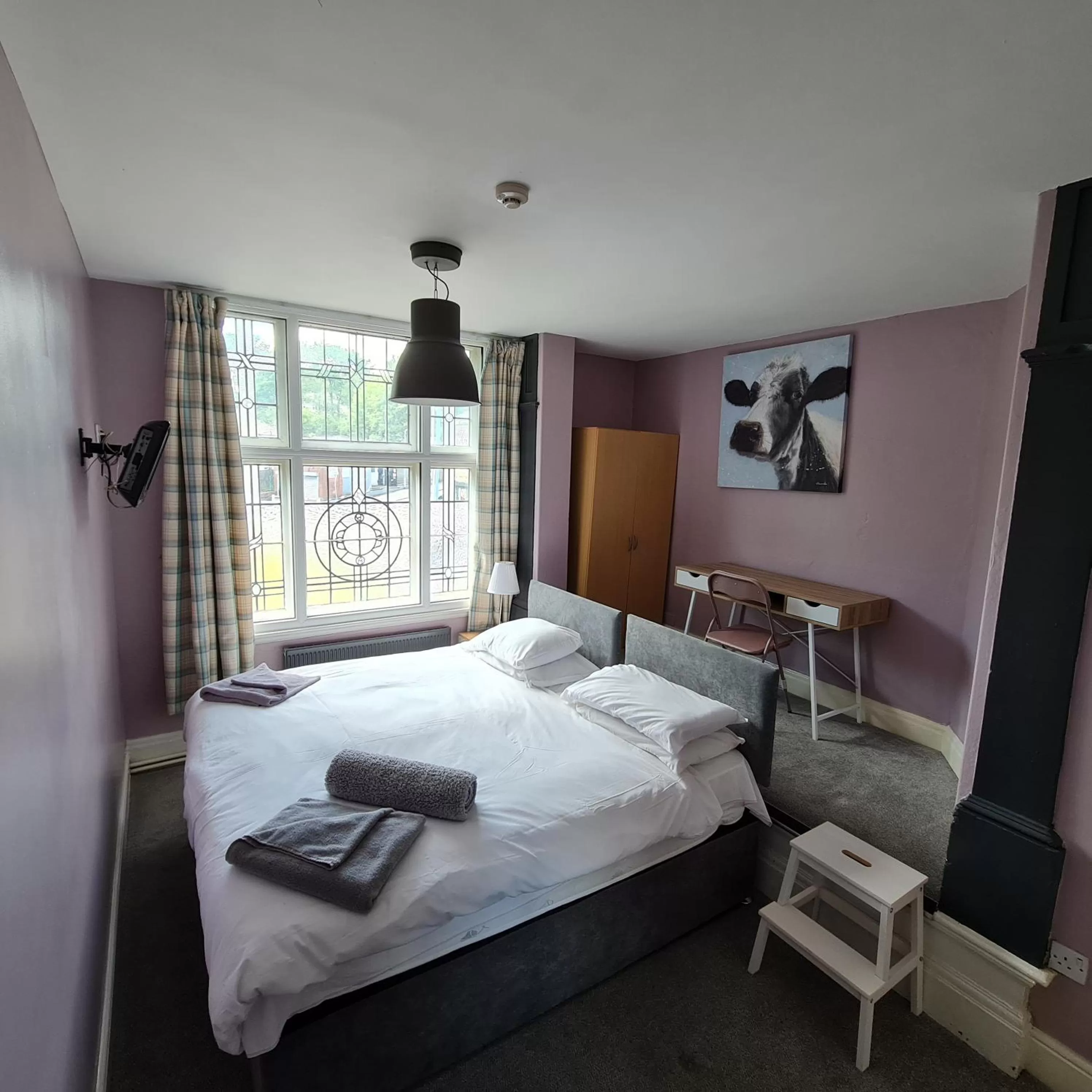 Bed in Mad O'Rourkes Pie Factory