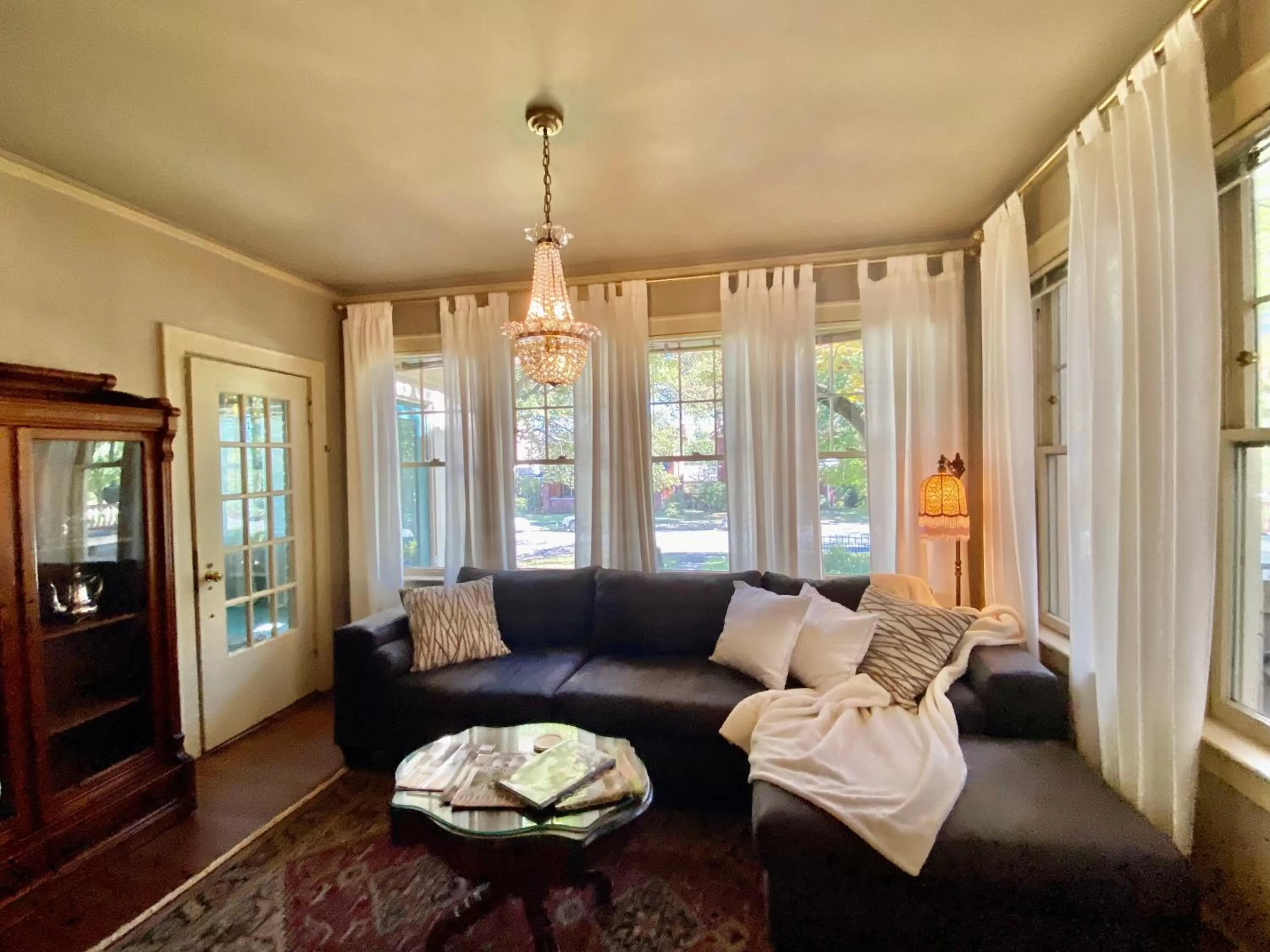 Living room in The Empress of Little Rock