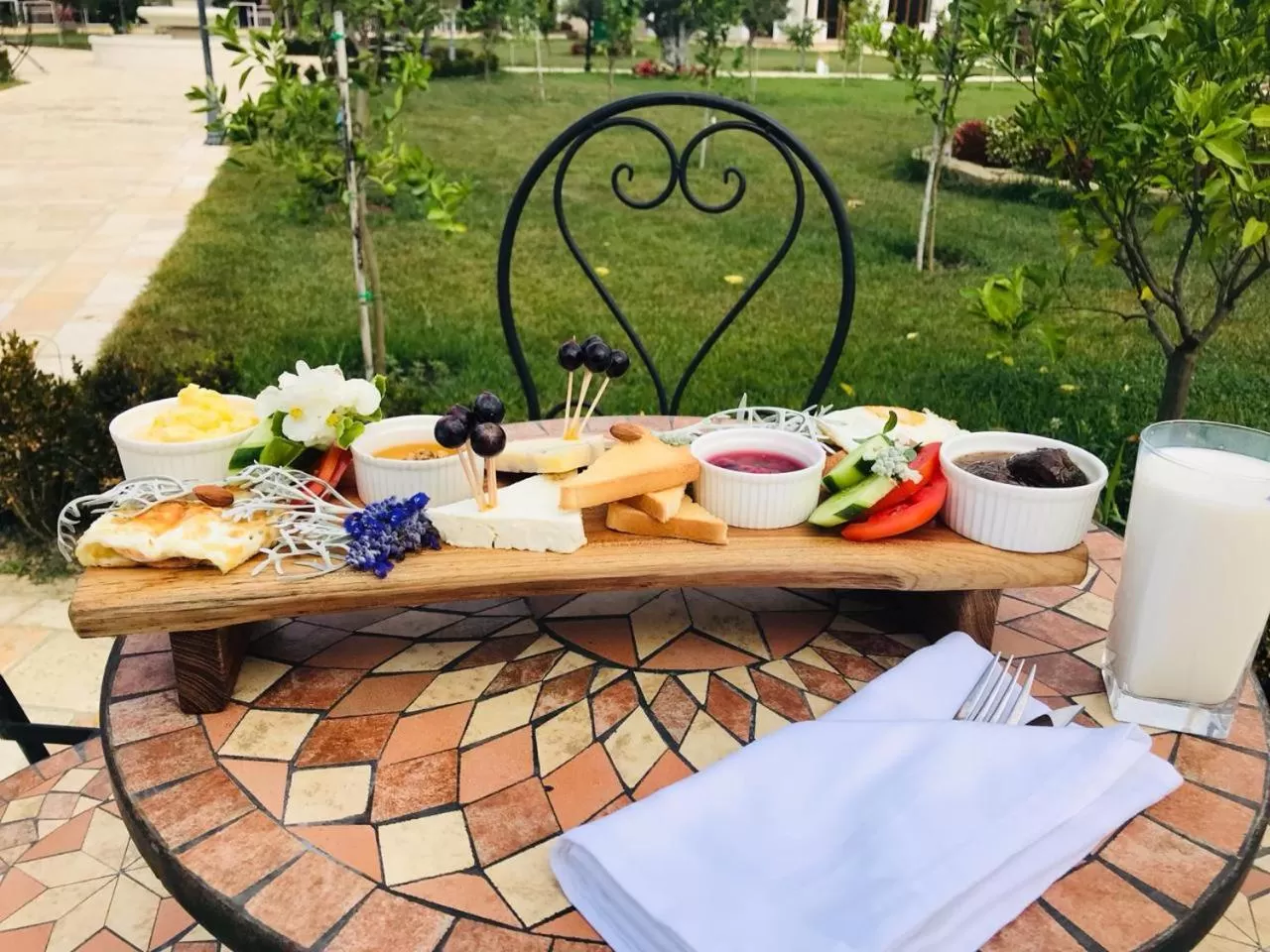 Food in Vinea Resort