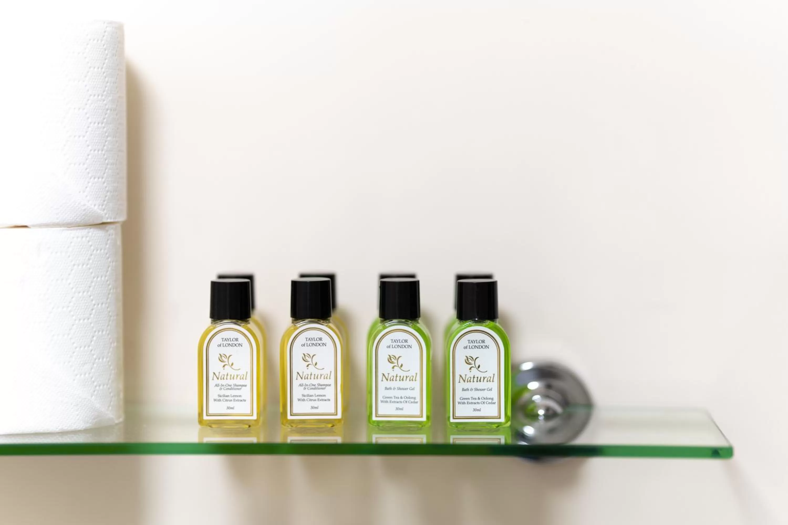 Bedroom in Crown Hotel Cotswold